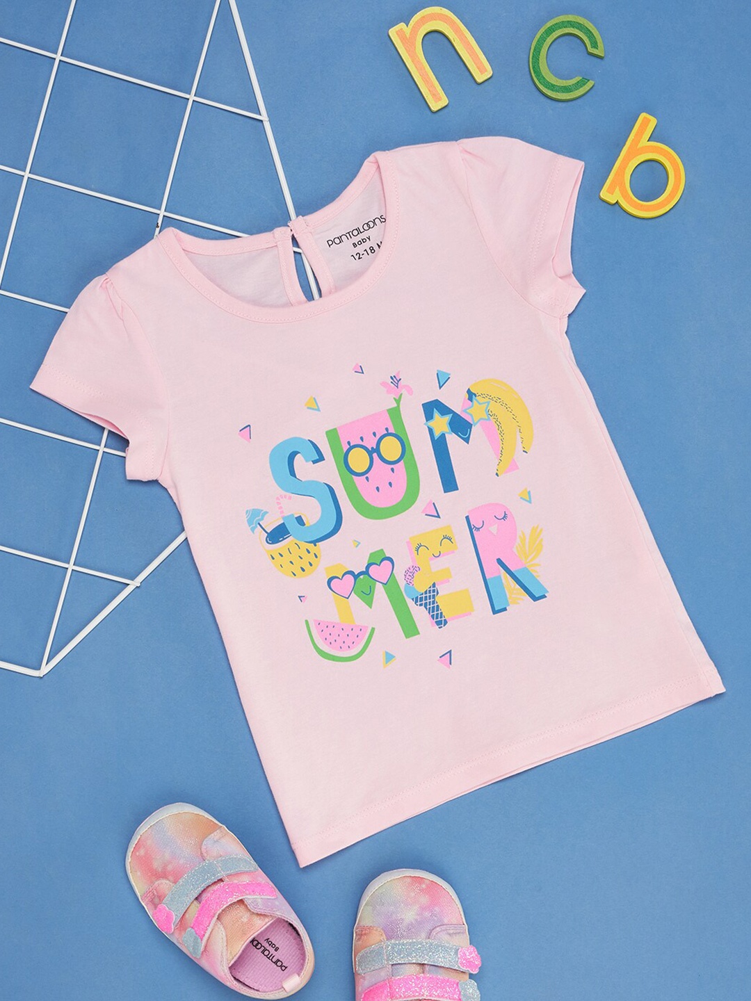 Pantaloons Baby Girls Typography Printed Cotton Round Neck Cap Sleeves Applique T-shirt, Pink
Pantaloons Baby Girls Typography Printed Cotton Round Neck Cap Sleeves Applique T-shirt, Pink