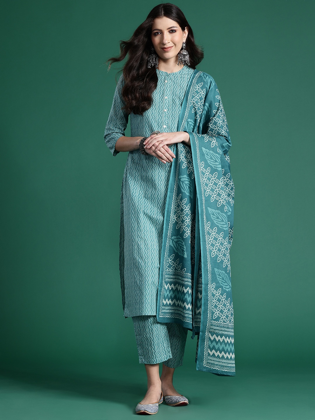 Indo Era Women Printed Regular Pure Cotton Kurta with Trousers & With Dupatta, Blue
Indo Era Women Printed Regular Pure Cotton Kurta with Trousers & With Dupatta, Blue