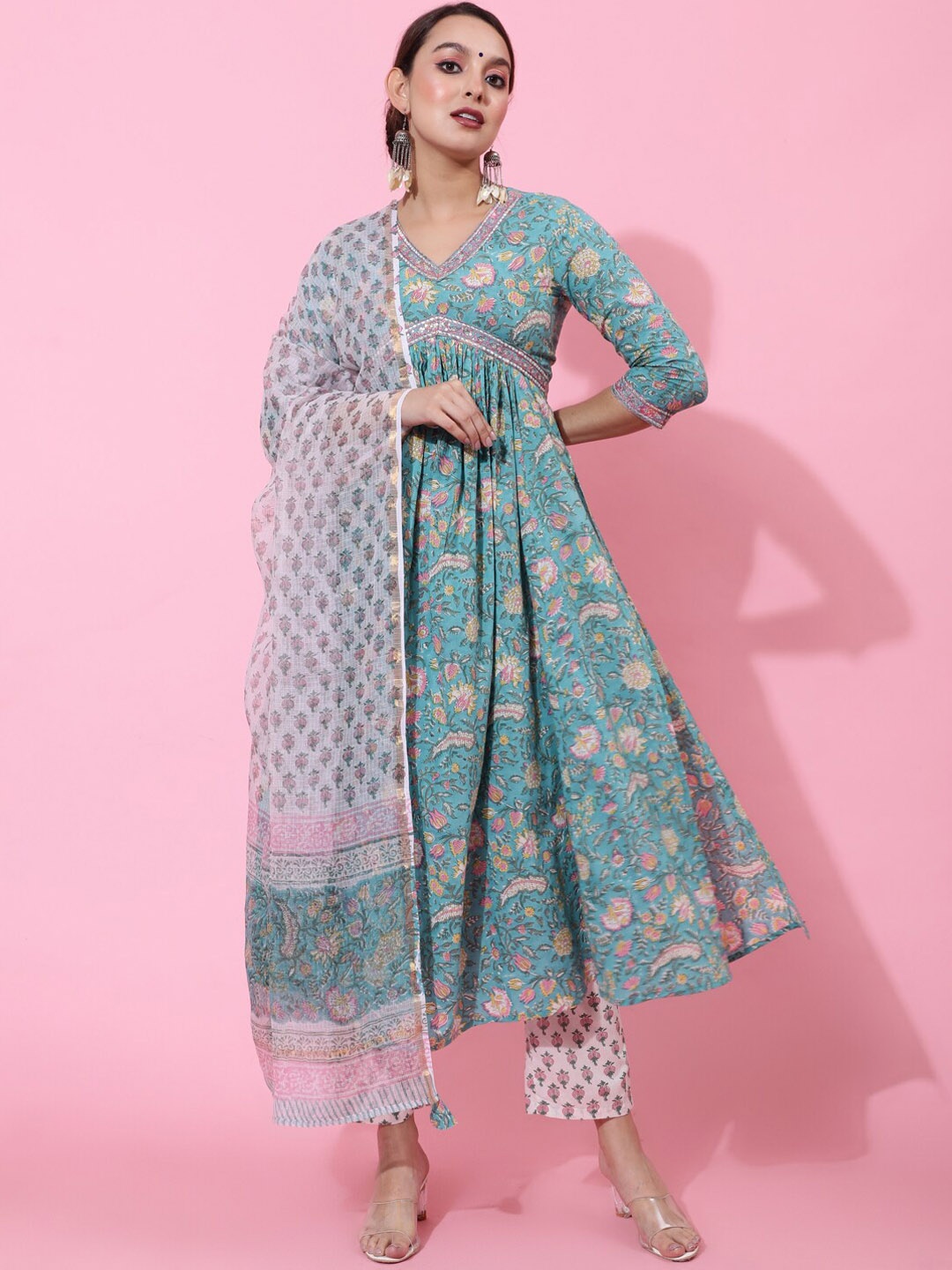 GULMOHAR JAIPUR Floral Printed Thread Work Pure Cotton Kurta with Trousers & Dupatta, Sea green
GULMOHAR JAIPUR Floral Printed Thread Work Pure Cotton Kurta with Trousers & Dupatta, Sea green