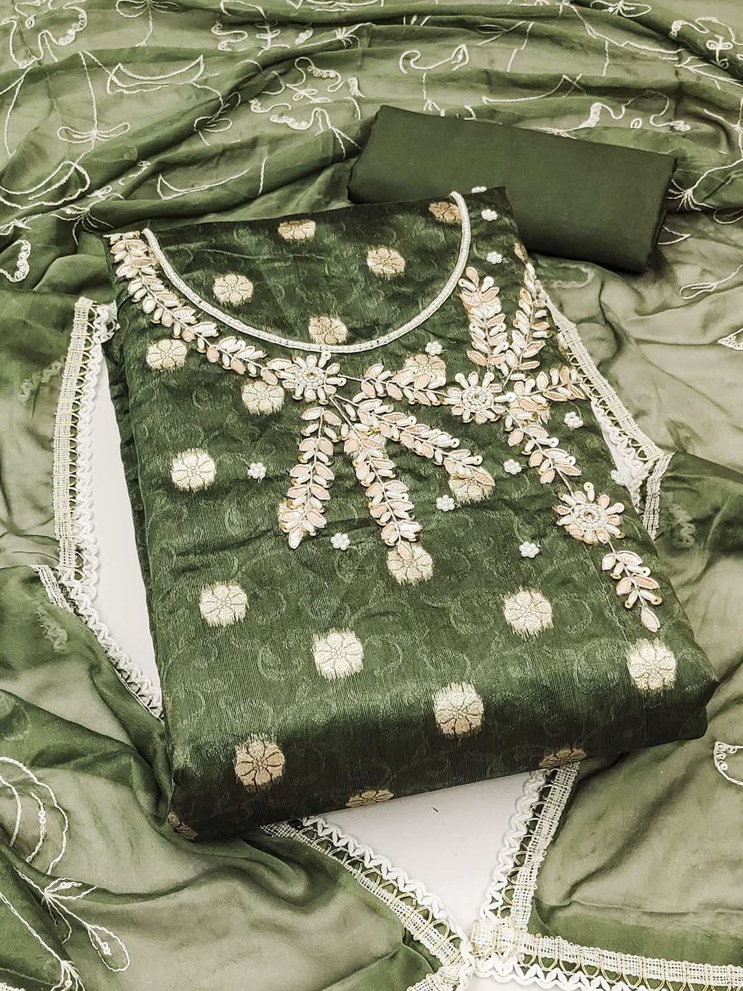 KALINI Ethnic Motifs Woven Design Beads & Stones Detailed Unstitched Dress Material, Olive
KALINI Ethnic Motifs Woven Design Beads & Stones Detailed Unstitched Dress Material, Olive