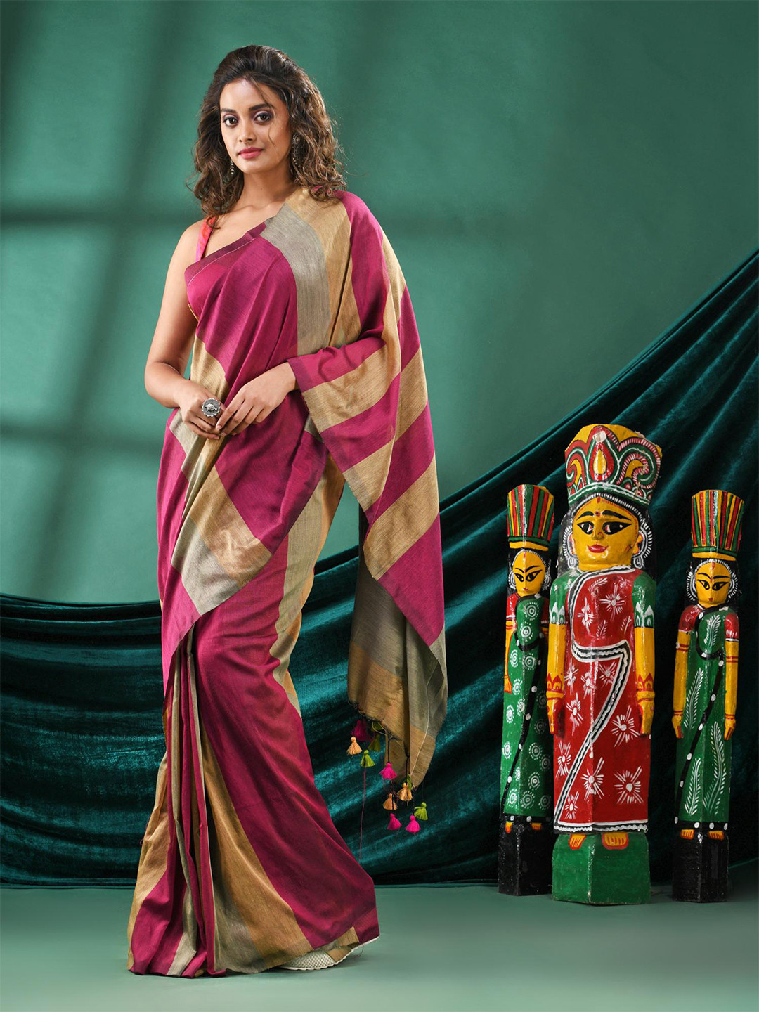 Angoshobha Woven Design Pure Cotton Saree, Purple
Angoshobha Woven Design Pure Cotton Saree, Purple