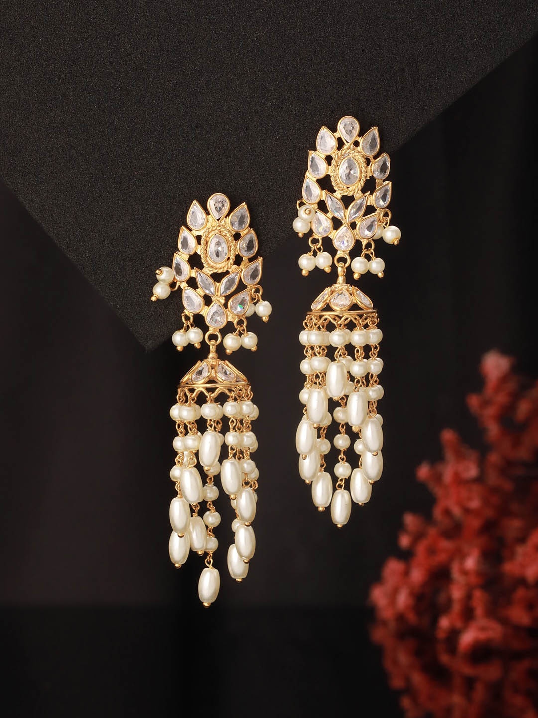 Saraf RS Jewellery 24K Gold Plated Kundan Studded Pearl Beaded Lightweight Earring
Saraf RS Jewellery 24K Gold Plated Kundan Studded Pearl Beaded Lightweight Earring