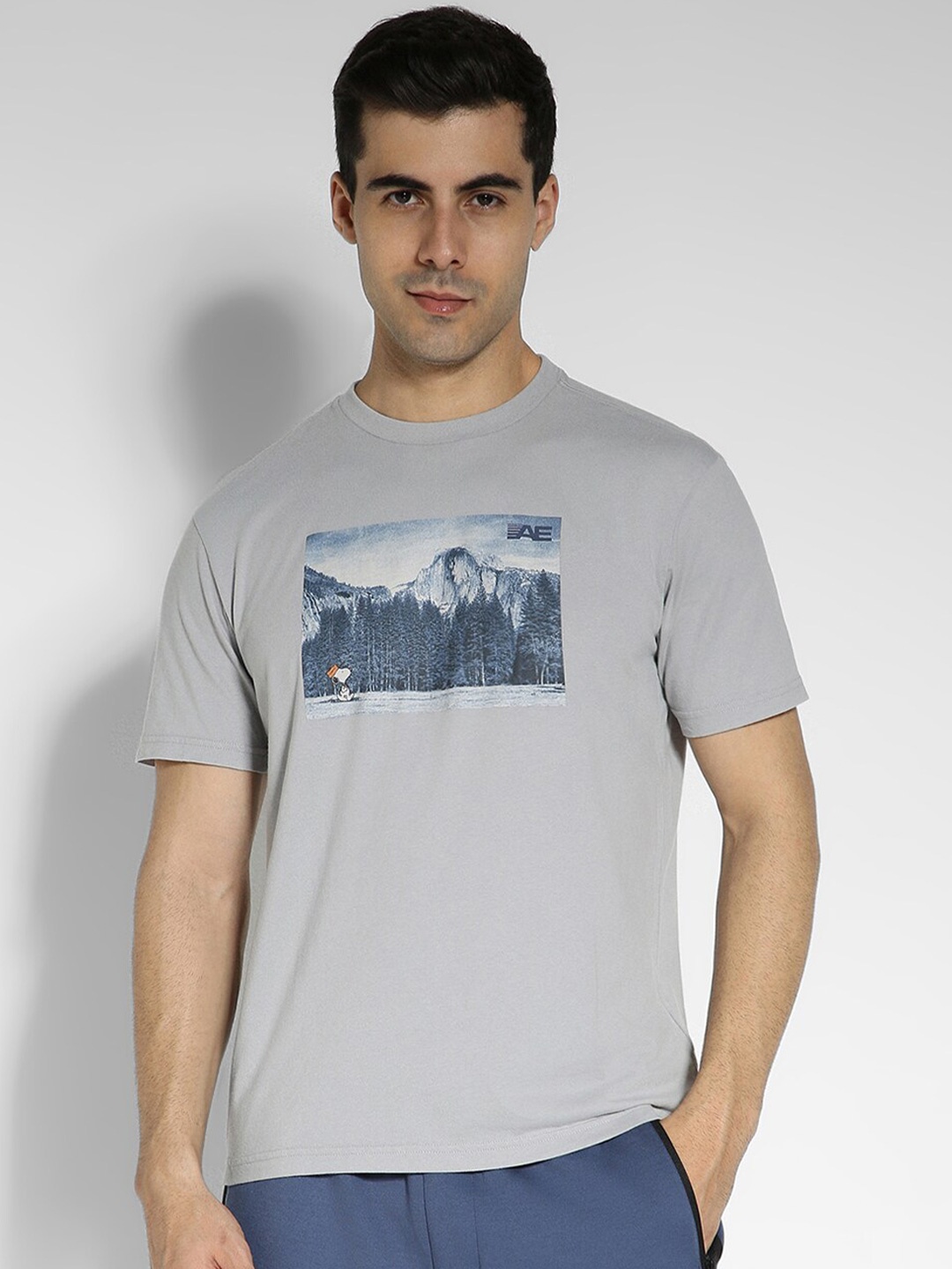 AMERICAN EAGLE OUTFITTERS Round Neck Graphic Printed Cotton Regular Fit T-shirt, Grey
AMERICAN EAGLE OUTFITTERS Round Neck Graphic Printed Cotton Regular Fit T-shirt, Grey