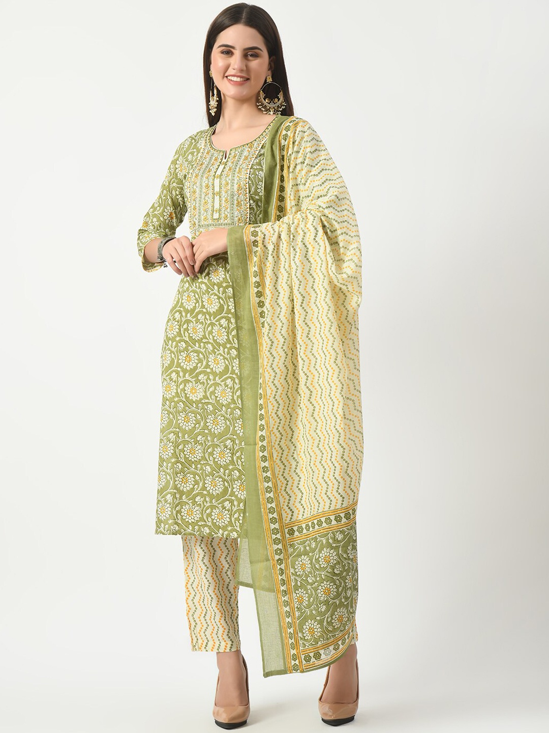 Akshatani Floral Printed Straight Thread Work Pure Cotton Kurta with Trousers & Dupatta, Green
Akshatani Floral Printed Straight Thread Work Pure Cotton Kurta with Trousers & Dupatta, Green