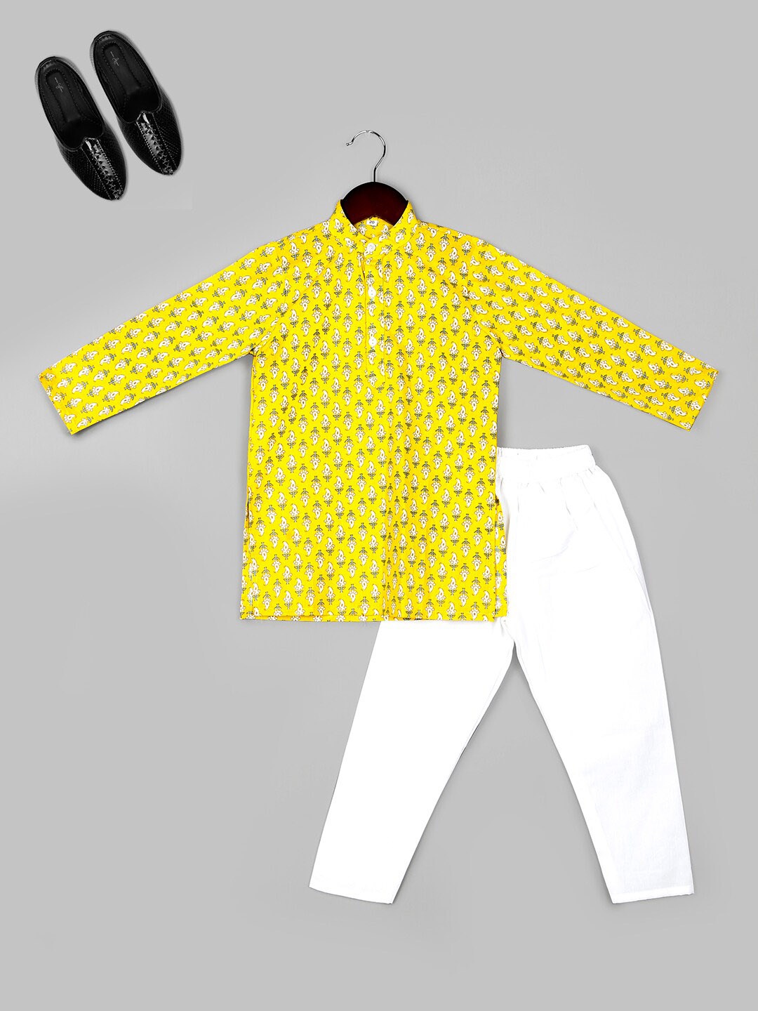 Naughty Ninos Boys Ethnic Motifs Printed Pure Cotton Straight Kurta with Pyjamas, Yellow
Naughty Ninos Boys Ethnic Motifs Printed Pure Cotton Straight Kurta with Pyjamas, Yellow