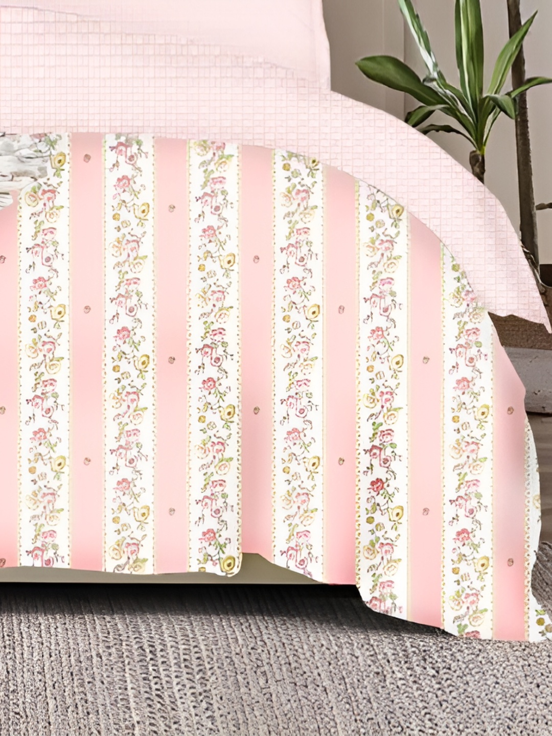 Signature Pink & White Set of 2 Floral Microfiber AC Room 354 GSM Single Bed Comforter
Signature Pink & White Set of 2 Floral Microfiber AC Room 354 GSM Single Bed Comforter