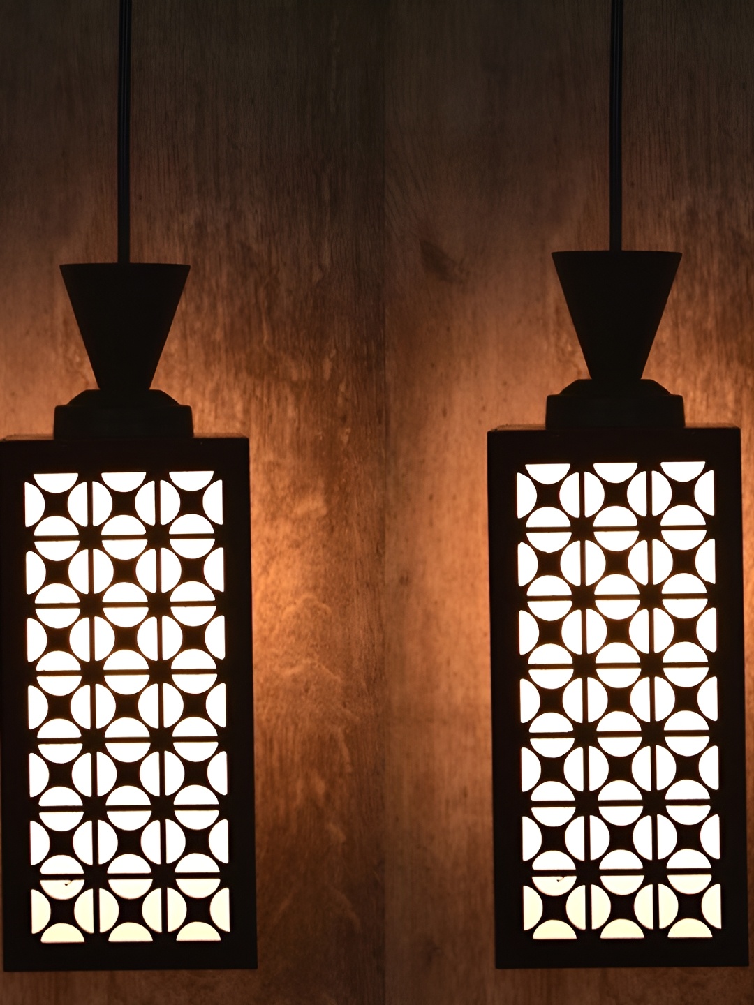 1ST TIME Brown & White 2 Pieces Textured Wooden Rectangle Contemporary Ceiling Lamps
1ST TIME Brown & White 2 Pieces Textured Wooden Rectangle Contemporary Ceiling Lamps