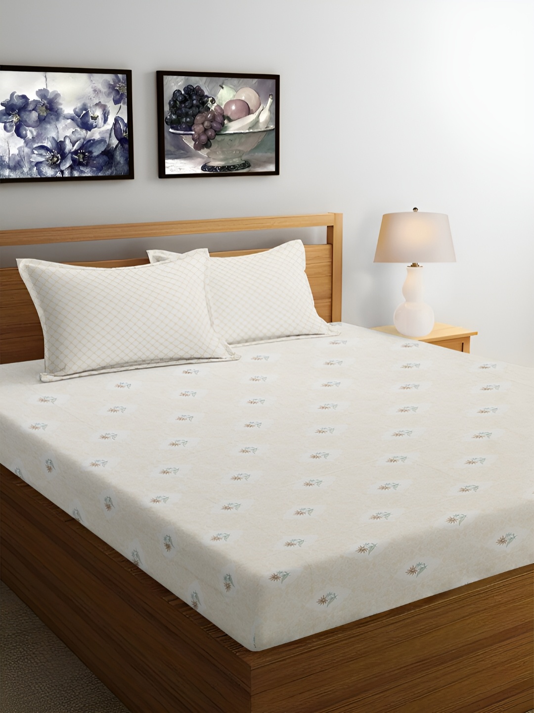 Srijee Decors Yellow & White Floral 250 TC Cotton King Bedsheet with 2 Pillow Covers
Srijee Decors Yellow & White Floral 250 TC Cotton King Bedsheet with 2 Pillow Covers