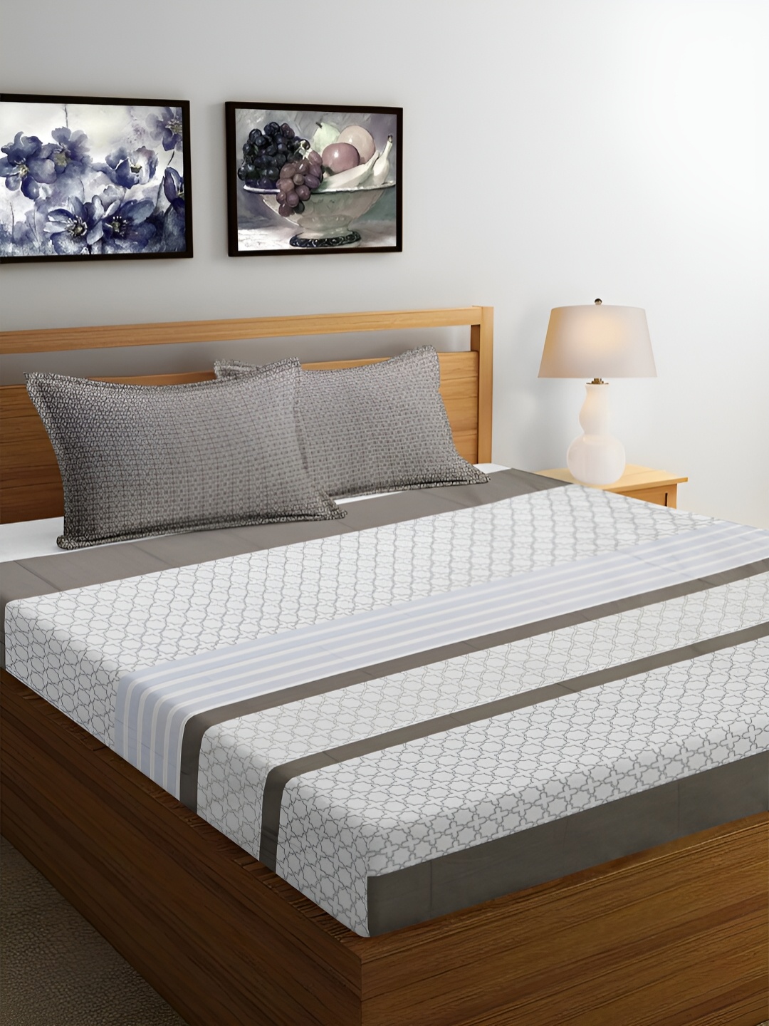 Srijee Decors Charcoal & White Geometric 250 TC Cotton King Bedsheet with 2 Pillow Covers
Srijee Decors Charcoal & White Geometric 250 TC Cotton King Bedsheet with 2 Pillow Covers