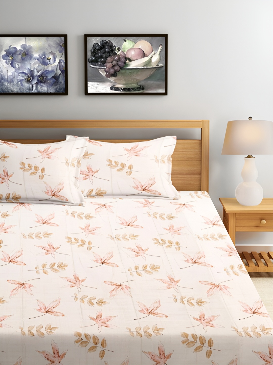 Srijee Decors Orange & White Floral Cotton 300 TC King Bedsheet With 2 Pillow Covers
Srijee Decors Orange & White Floral Cotton 300 TC King Bedsheet With 2 Pillow Covers