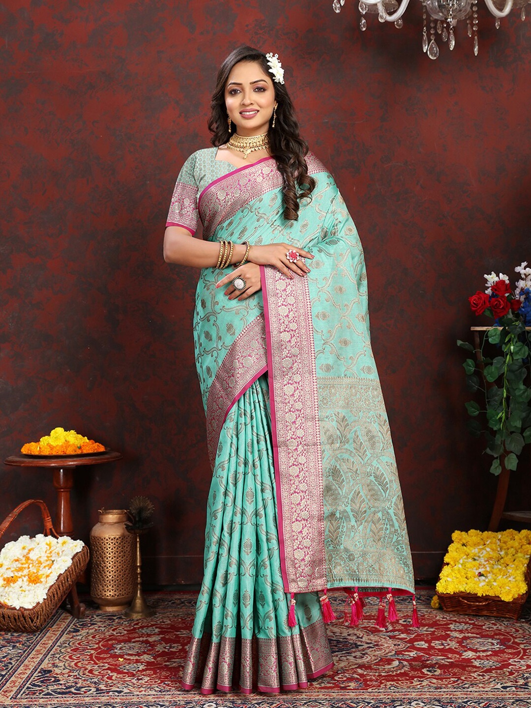 MARGI DESIGNERS Ethnic Motifs Woven Design Zari Art Silk Kanjeevaram Saree, Turquoise blue
MARGI DESIGNERS Ethnic Motifs Woven Design Zari Art Silk Kanjeevaram Saree, Turquoise blue