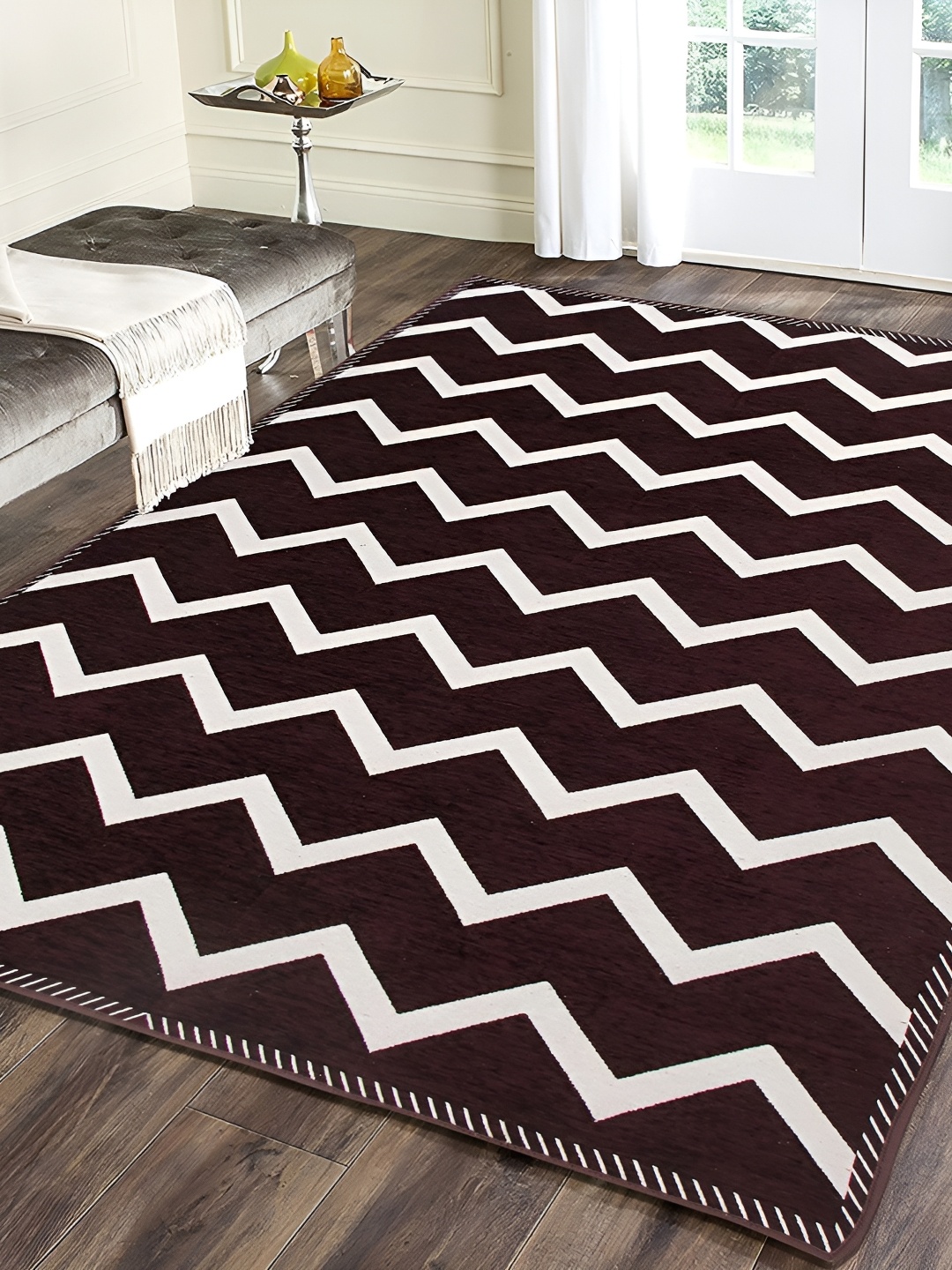 Sparrow world Brown & White Geometric Printed Velvet Chennille Rectangular Carpet
Sparrow world Brown & White Geometric Printed Velvet Chennille Rectangular Carpet