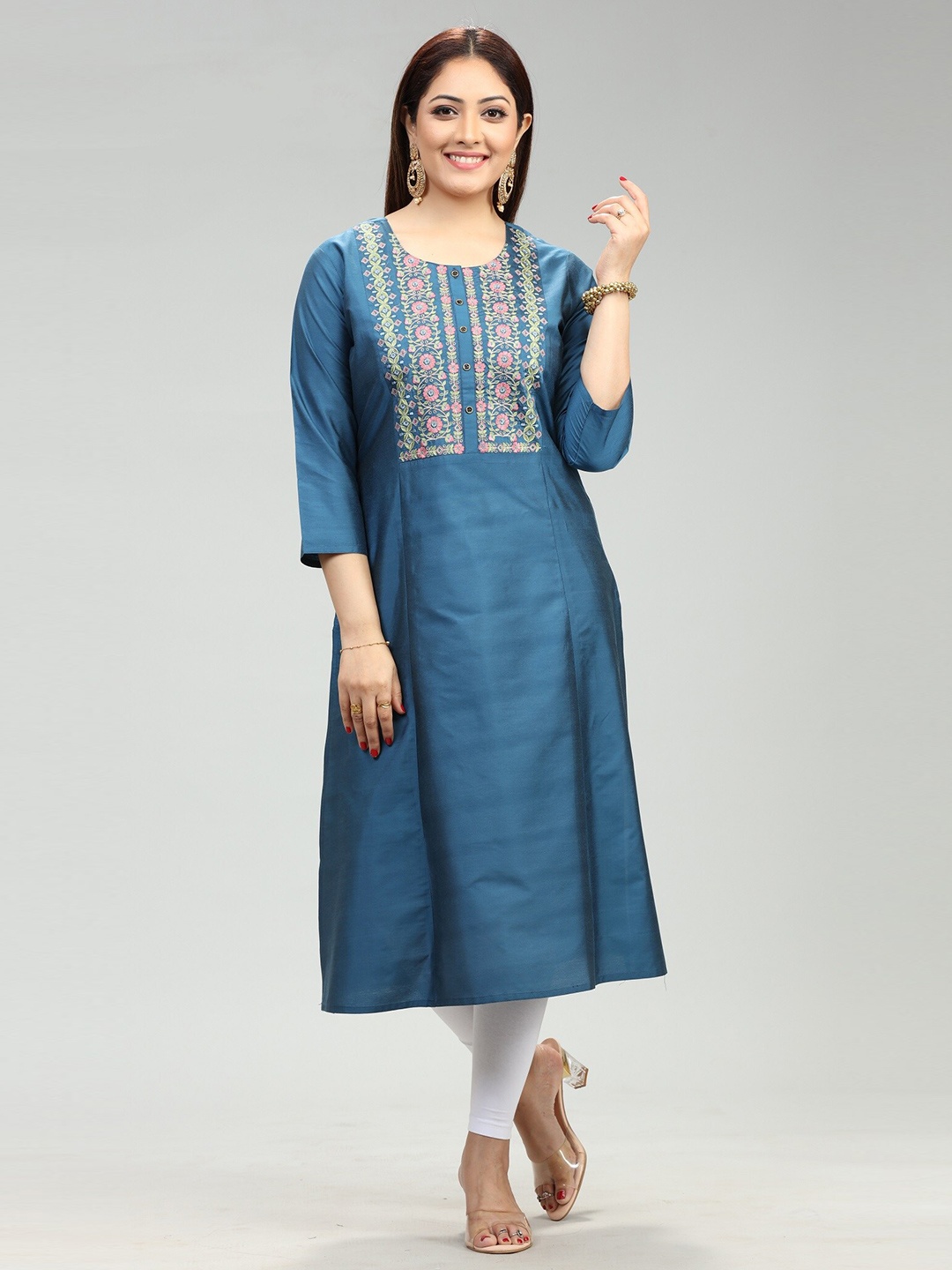COTTON CULTURE Floral Yoke Design Round Neck Thread Work Cotton Silk Straight Kurta, Blue
COTTON CULTURE Floral Yoke Design Round Neck Thread Work Cotton Silk Straight Kurta, Blue