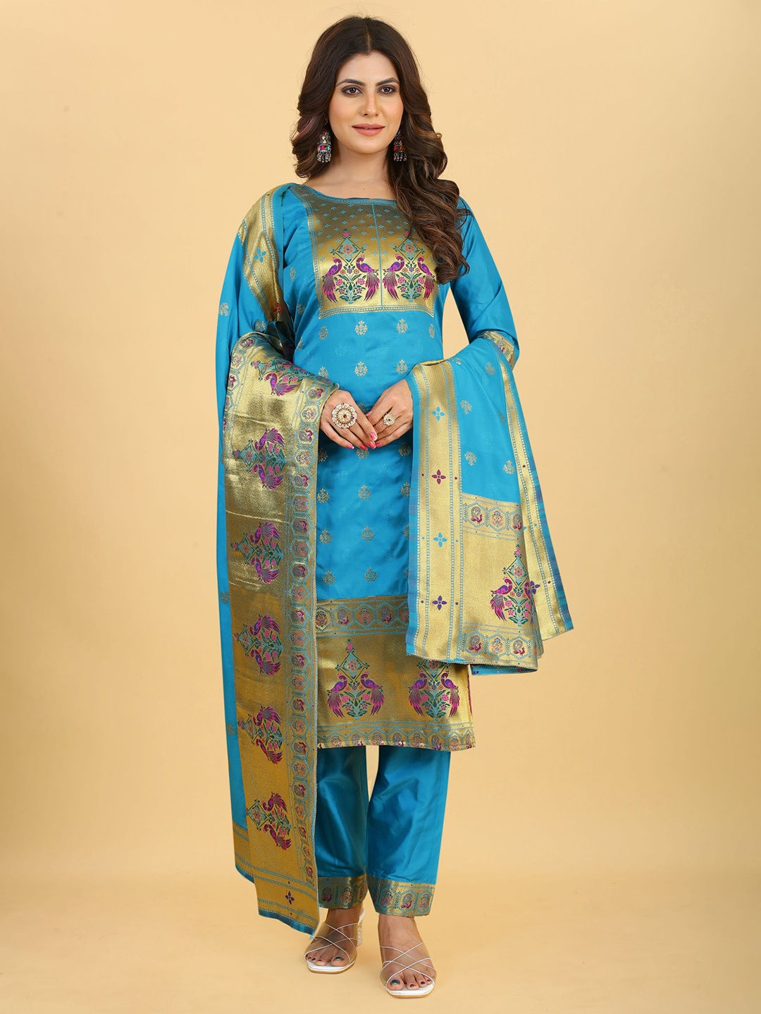 Royal Rajgharana Saree Ethnic Motifs Woven Design Zari Pure Silk Unstitched Dress Material, Turquoise blue
Royal Rajgharana Saree Ethnic Motifs Woven Design Zari Pure Silk Unstitched Dress Material, Turquoise blue