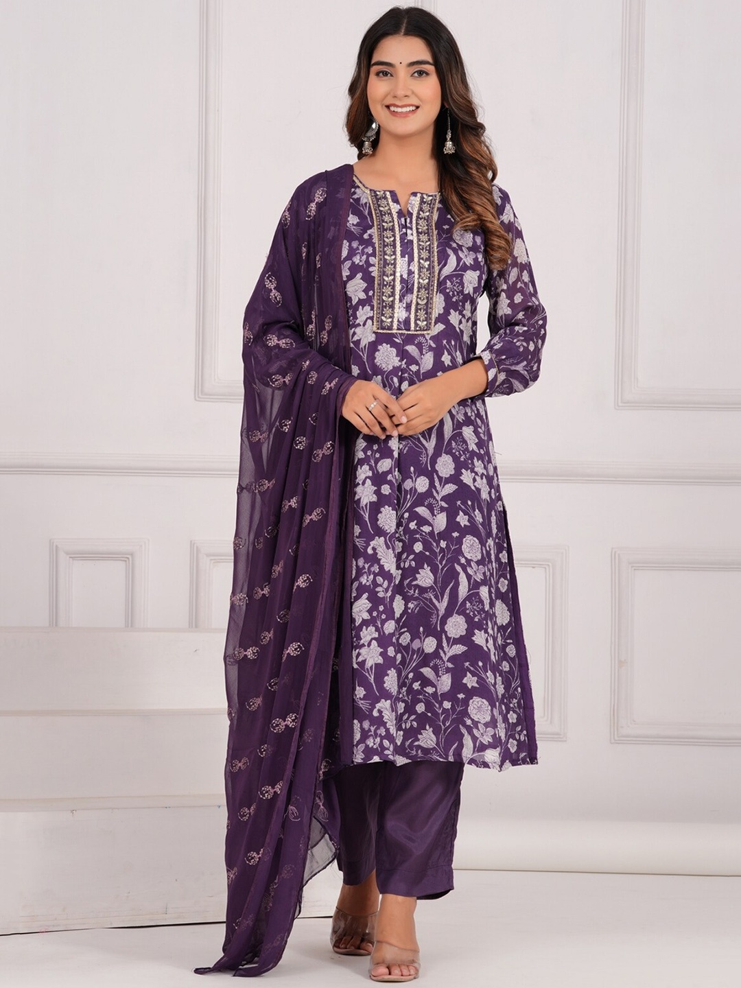 KALINI Notch Neck Printed Regular Beads and Stones Kurta with Trousers & With Dupatta, Purple
KALINI Notch Neck Printed Regular Beads and Stones Kurta with Trousers & With Dupatta, Purple