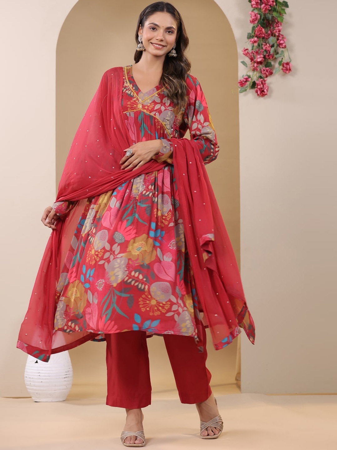 KALINI V Neck Long Sleeves Floral Printed Beads and Stones Kurta with Trouser & Dupatta, Maroon
KALINI V Neck Long Sleeves Floral Printed Beads and Stones Kurta with Trouser & Dupatta, Maroon