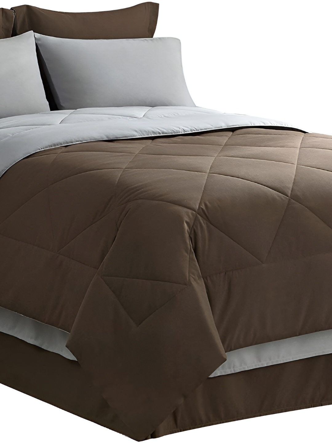 RF RELAXFEEL Brown & Grey Geometric Microfiber Heavy Winter 233 GSM Double Bed Comforter
RF RELAXFEEL Brown & Grey Geometric Microfiber Heavy Winter 233 GSM Double Bed Comforter