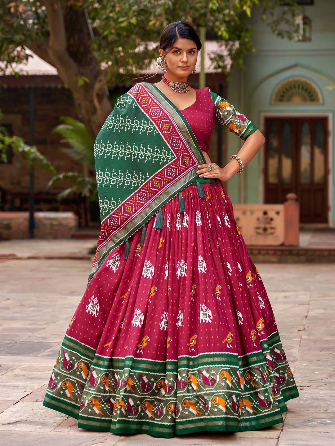 LOOKNBOOK ART Printed Foil Print Semi-Stitched Lehenga & Unstitched Blouse With Dupatta, Red
LOOKNBOOK ART Printed Foil Print Semi-Stitched Lehenga & Unstitched Blouse With Dupatta, Red