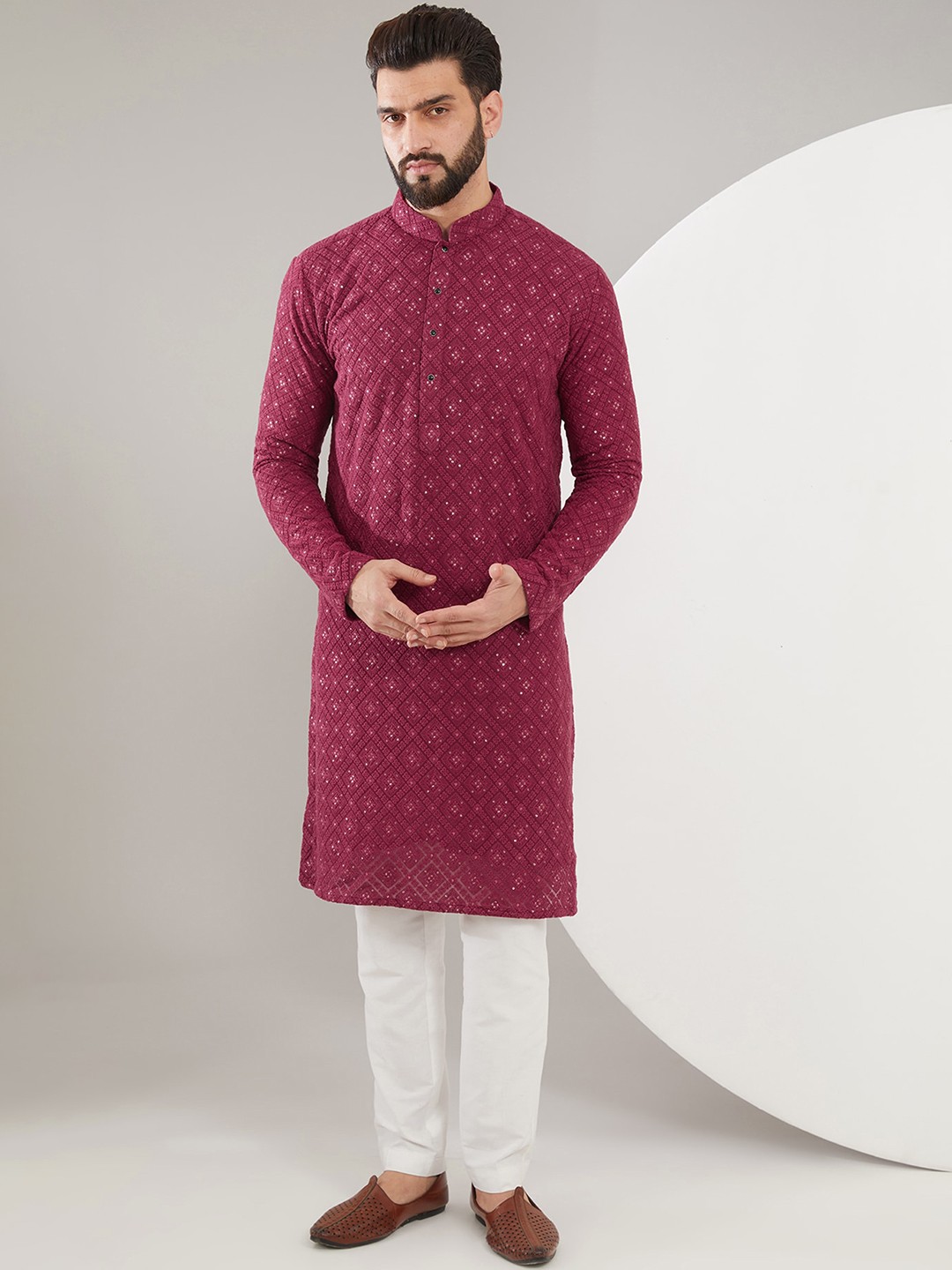 KASBAH CLOTHING NISHCHAIY SAJDEH Mandarin Collar Long Sleeves Sequined Embroidered Kurta, Maroon
KASBAH CLOTHING NISHCHAIY SAJDEH Mandarin Collar Long Sleeves Sequined Embroidered Kurta, Maroon