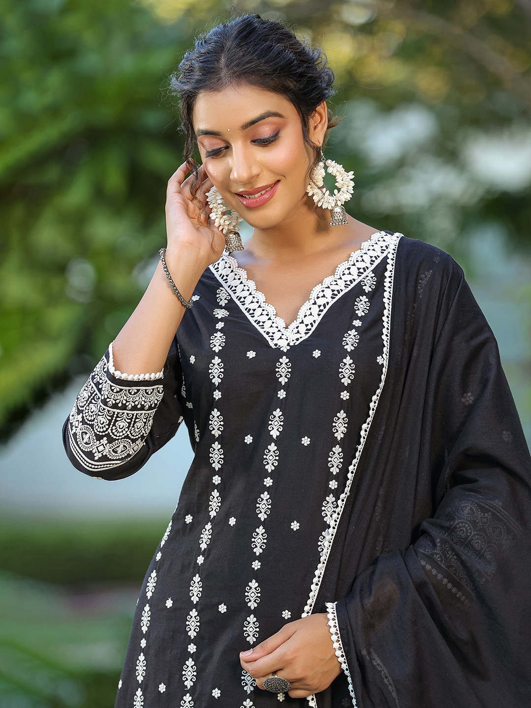 Ishin Ethnic Motifs Embroidered Straight Pure Cotton Kurta With Trousers & Dupatta, Black
Ishin Ethnic Motifs Embroidered Straight Pure Cotton Kurta With Trousers & Dupatta, Black