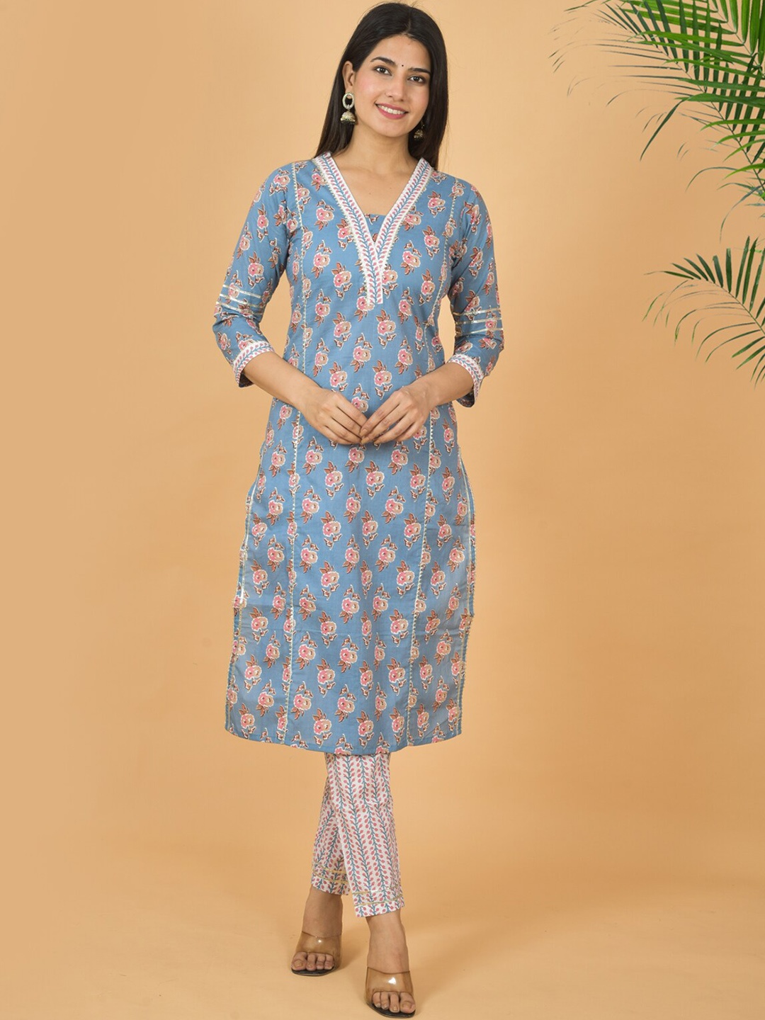 JAHIDA COMFORT WITH STYLE Women Floral Printed Regular Pure Cotton Kurta with Trousers & With Dupatta, White
JAHIDA COMFORT WITH STYLE Women Floral Printed Regular Pure Cotton Kurta with Trousers & With Dupatta, White