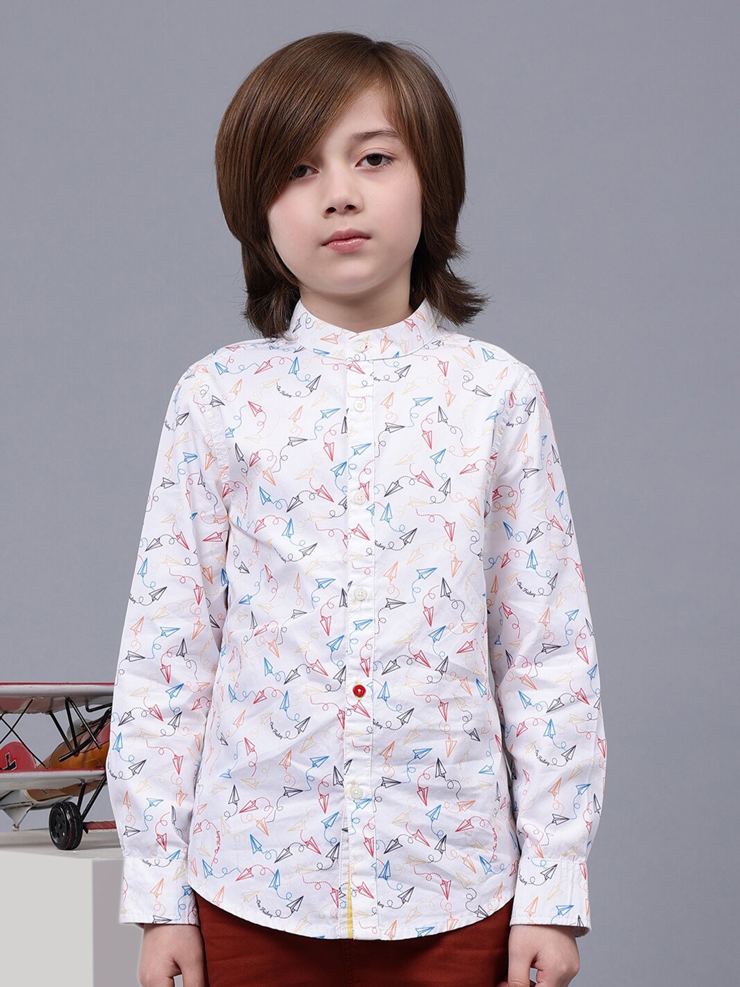 One Friday Boys Comfort Conversational Printed Band Collar Cotton Casual Shirt, White
One Friday Boys Comfort Conversational Printed Band Collar Cotton Casual Shirt, White