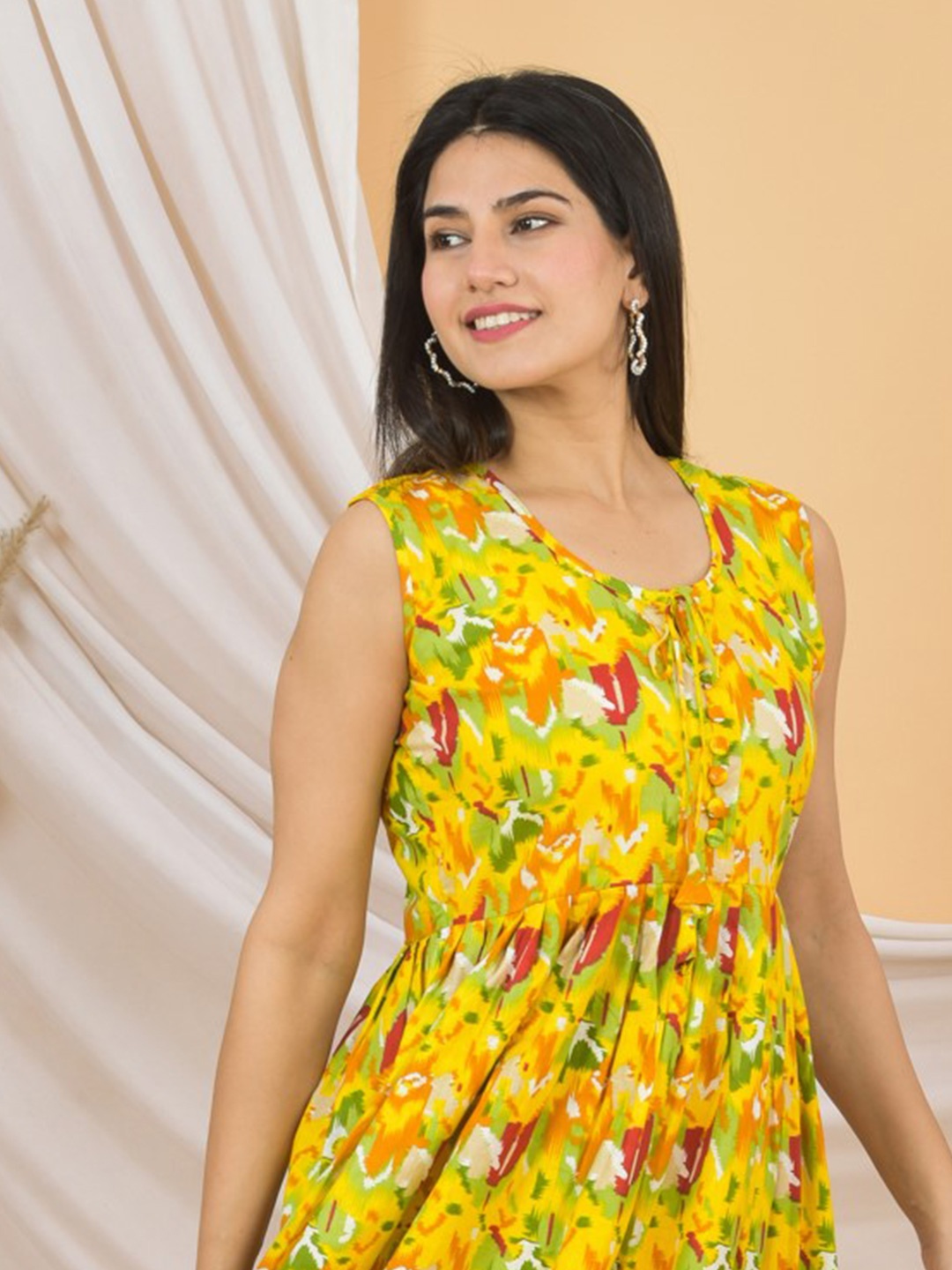 JAHIDA COMFORT WITH STYLE Abstract Printed Tie-Up Neck Fit & Flare Midi Dress, Yellow
JAHIDA COMFORT WITH STYLE Abstract Printed Tie-Up Neck Fit & Flare Midi Dress, Yellow