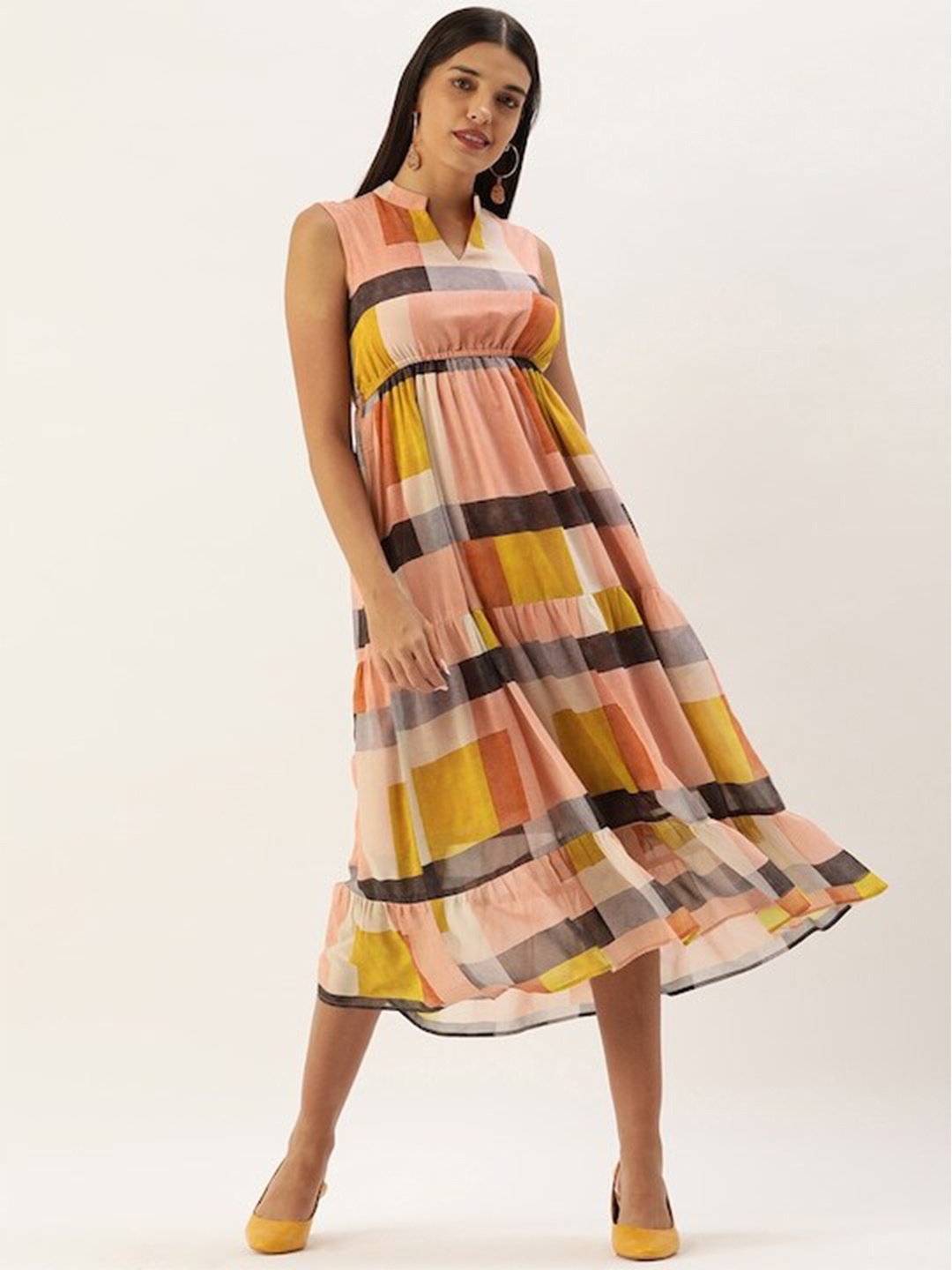 shiloh Mandarin Collar Sleeveless Georgette Geometric Printed Empire Midi Dress, Peach
shiloh Mandarin Collar Sleeveless Georgette Geometric Printed Empire Midi Dress, Peach