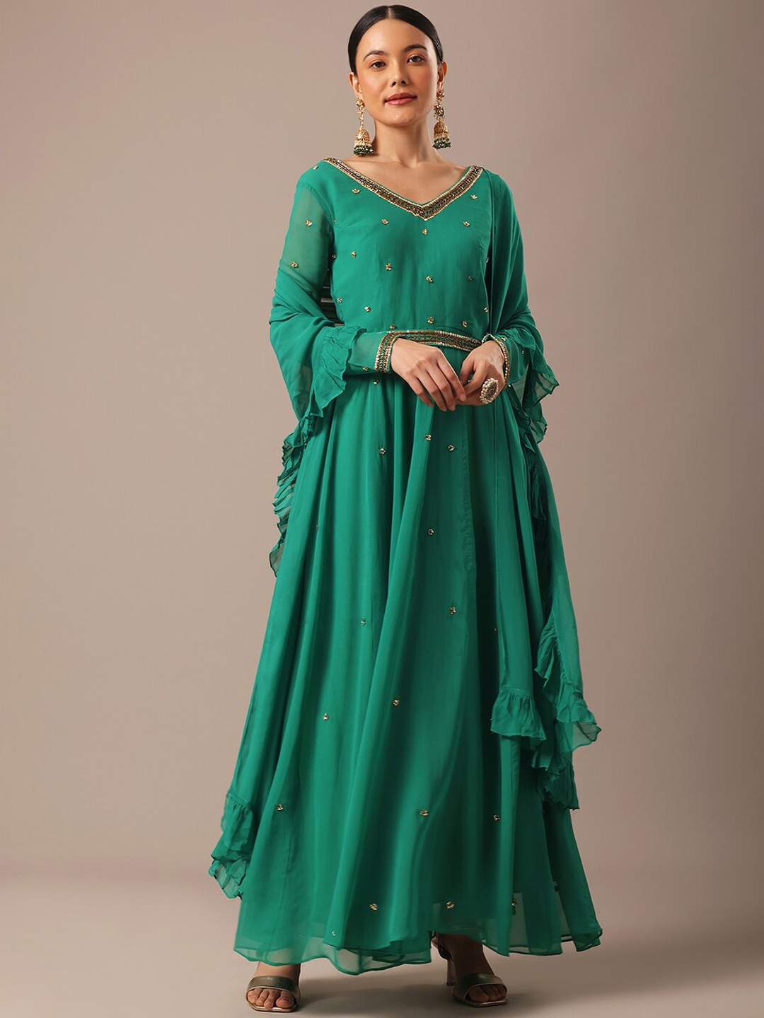 KALKI Fashion Floral Embroidered V-Neck Empire Sequinned Kurta With Trousers & Dupatta, Green
KALKI Fashion Floral Embroidered V-Neck Empire Sequinned Kurta With Trousers & Dupatta, Green