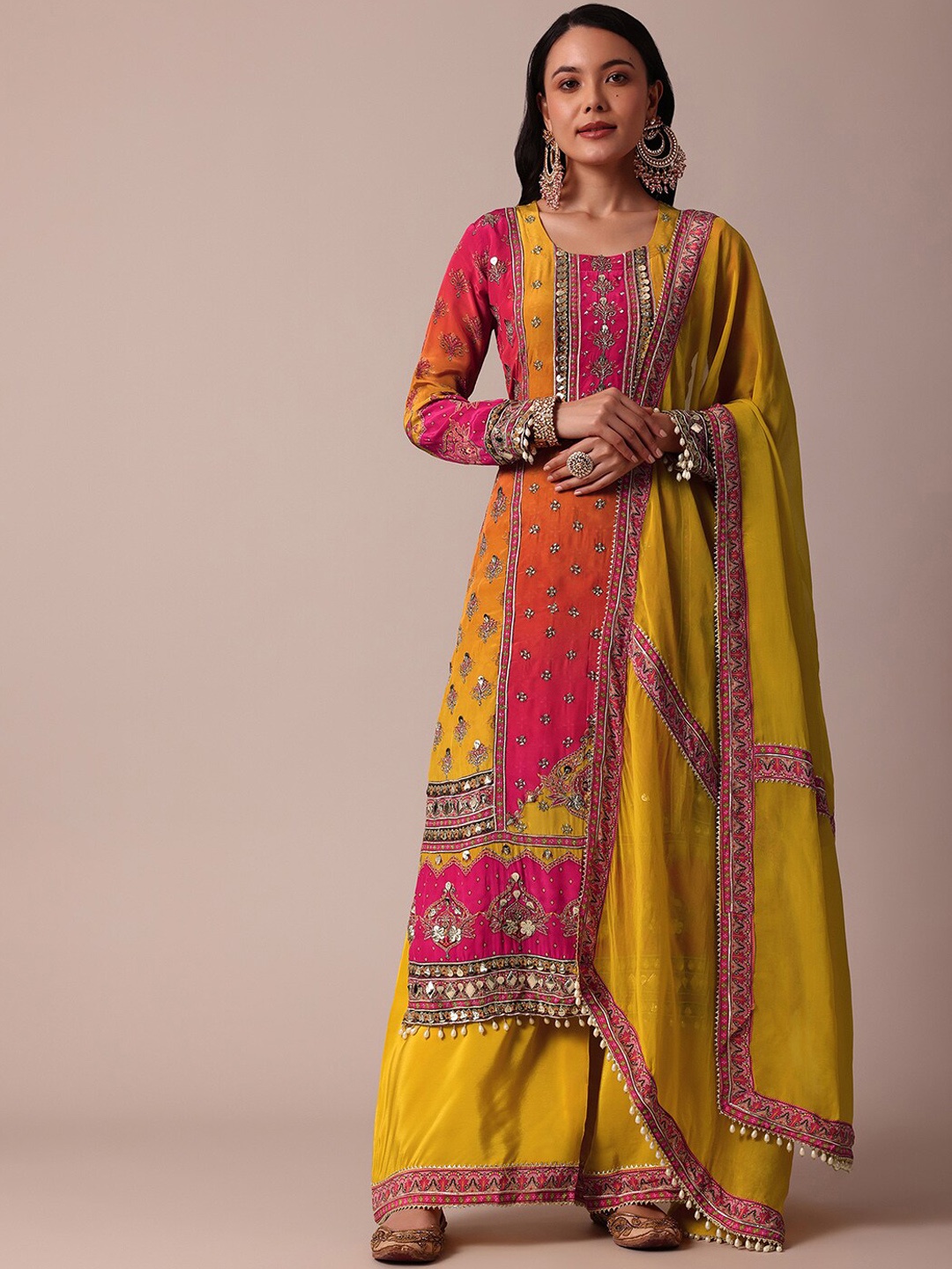 KALKI Fashion Ethnic Motifs Embroidered Sequinned Straight Kurta with Palazzos & Dupatta, Yellow
KALKI Fashion Ethnic Motifs Embroidered Sequinned Straight Kurta with Palazzos & Dupatta, Yellow