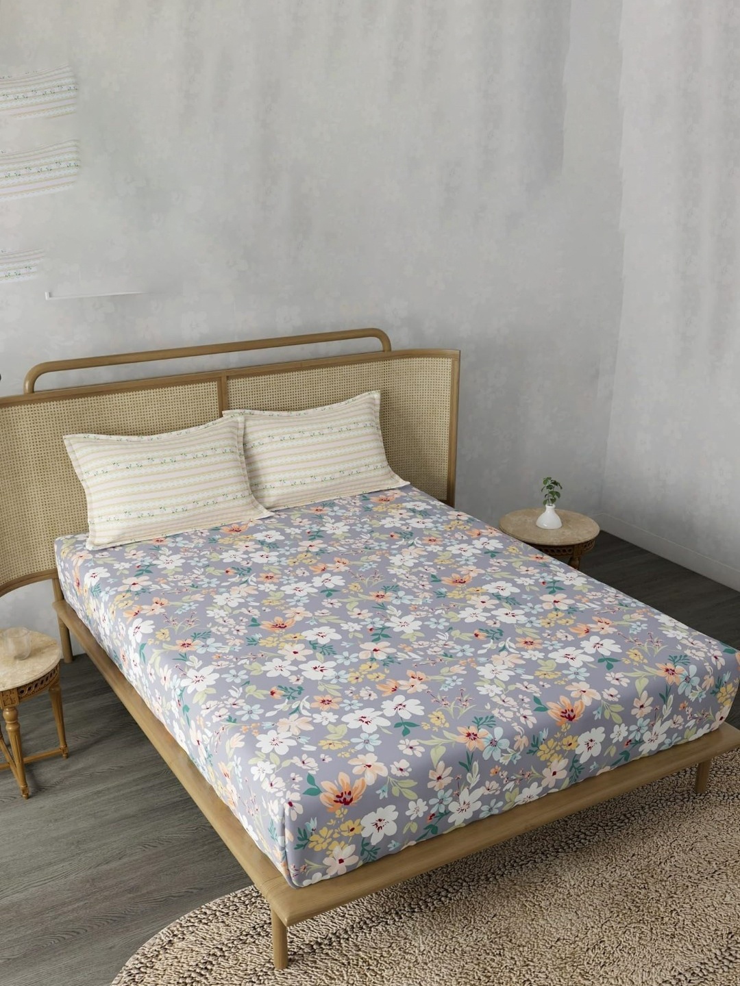 UrbanArts Grey & Pink Floral Printed Cotton 400 TC King Bedsheet With 2 Pillow Covers
UrbanArts Grey & Pink Floral Printed Cotton 400 TC King Bedsheet With 2 Pillow Covers