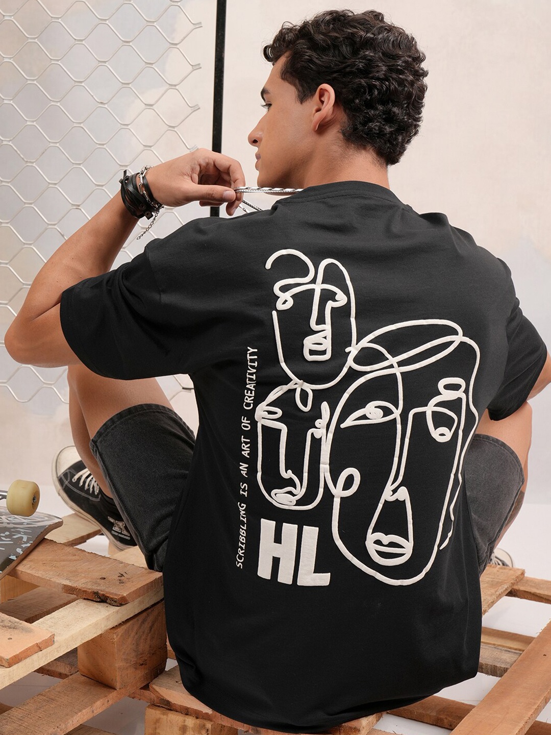 HIGHLANDER Round Neck Graphic Puff Printed Drop Shoulder Oversized Cotton T-shirt, Black
HIGHLANDER Round Neck Graphic Puff Printed Drop Shoulder Oversized Cotton T-shirt, Black