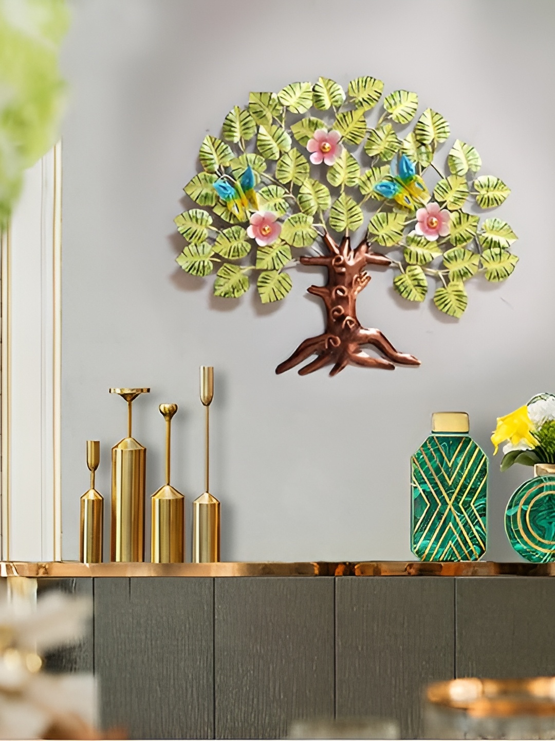 CraftVatika Green & Brown Textured Metal Butterfly Resting on Tree Branch Wall Decor
CraftVatika Green & Brown Textured Metal Butterfly Resting on Tree Branch Wall Decor