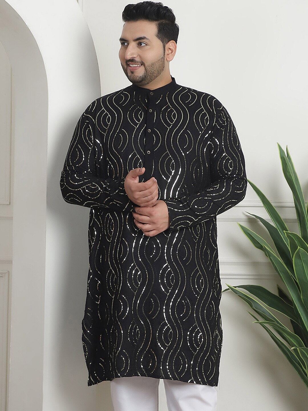 SOJANYA PLUS Geometric Embroidered Sequinned Mandarin Collar Cotton Straight Kurta, Black
SOJANYA PLUS Geometric Embroidered Sequinned Mandarin Collar Cotton Straight Kurta, Black