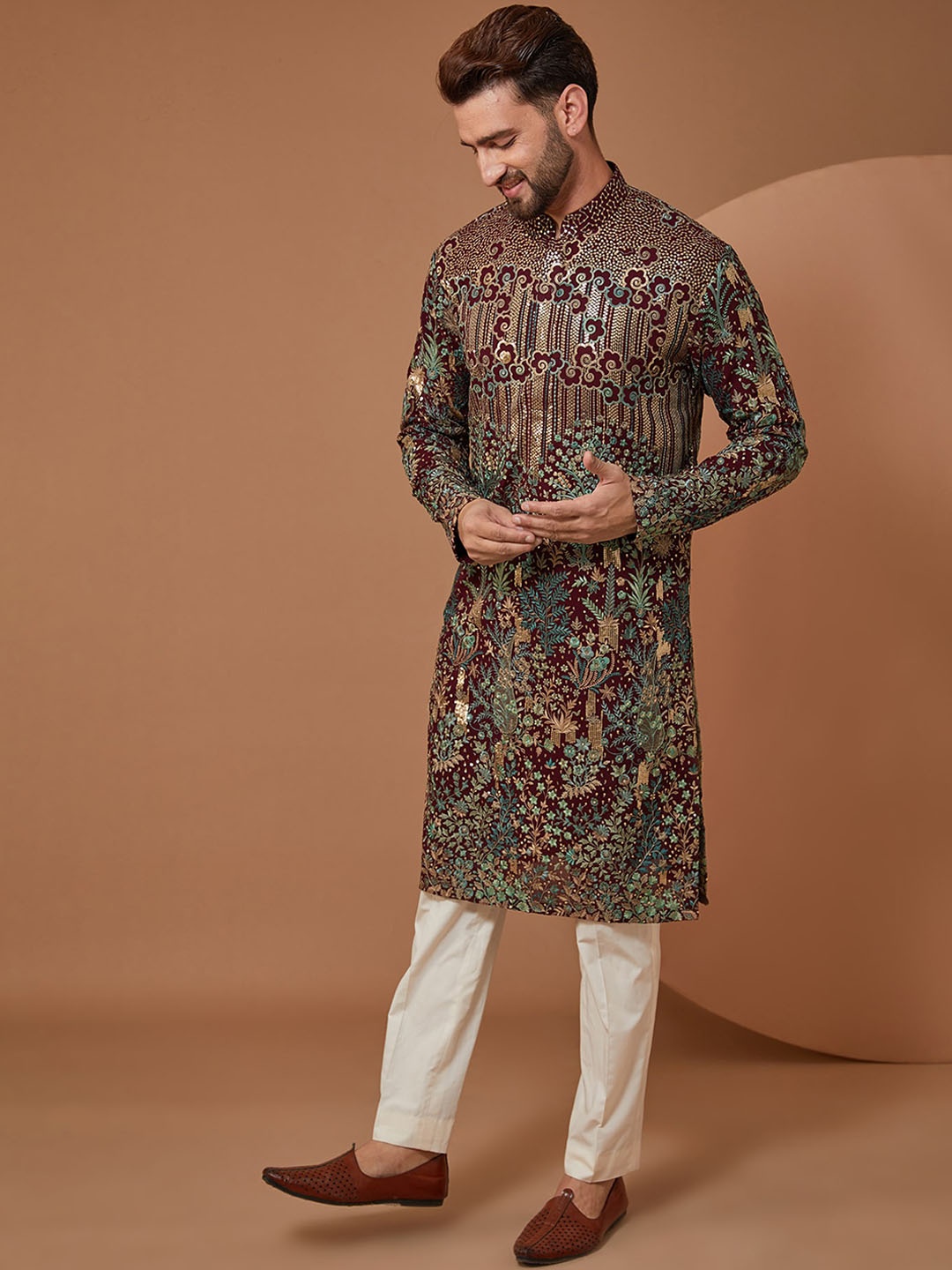 KASBAH CLOTHING NISHCHAIY SAJDEH Ethnic Motifs Embroidered Sequinned Kurta with Trousers, Maroon
KASBAH CLOTHING NISHCHAIY SAJDEH Ethnic Motifs Embroidered Sequinned Kurta with Trousers, Maroon