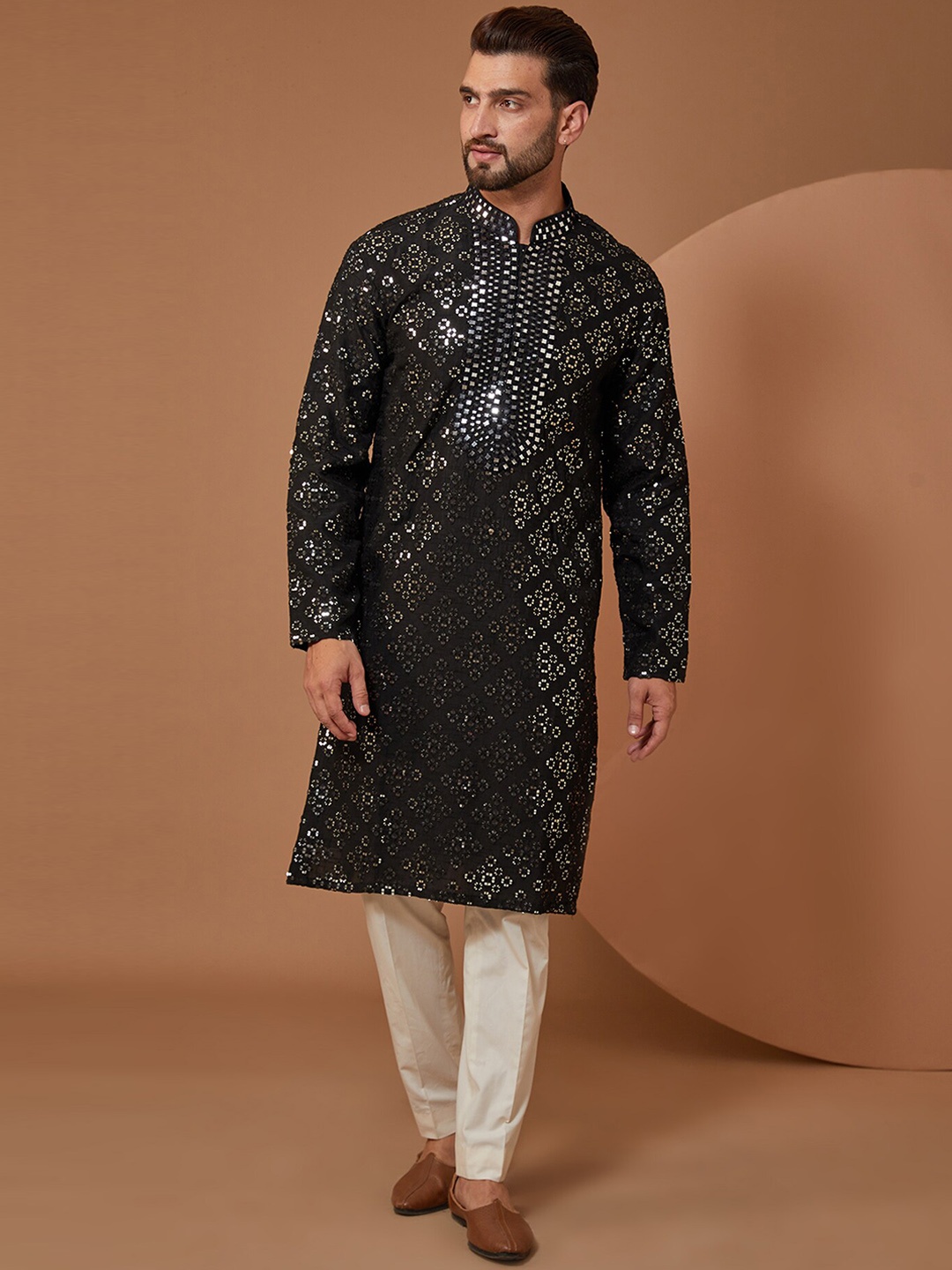KASBAH CLOTHING NISHCHAIY SAJDEH Ethnic Motifs Embroidered Mirror Work Kurta with Trousers, Black
KASBAH CLOTHING NISHCHAIY SAJDEH Ethnic Motifs Embroidered Mirror Work Kurta with Trousers, Black