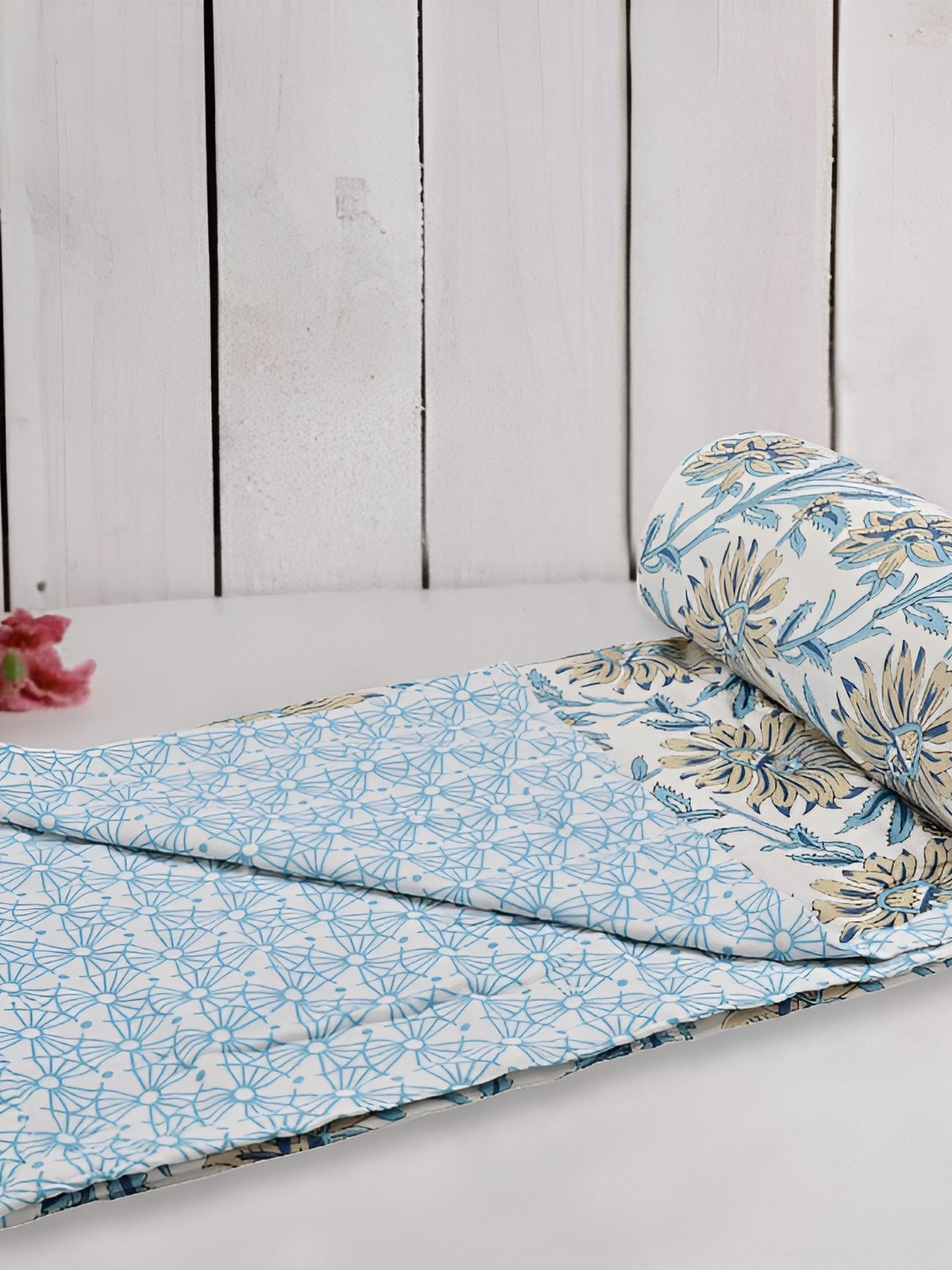 RF RELAXFEEL Blue & White Ethnic Motifs Cotton Heavy Winter 150 GSM Double Bed Dohar
RF RELAXFEEL Blue & White Ethnic Motifs Cotton Heavy Winter 150 GSM Double Bed Dohar