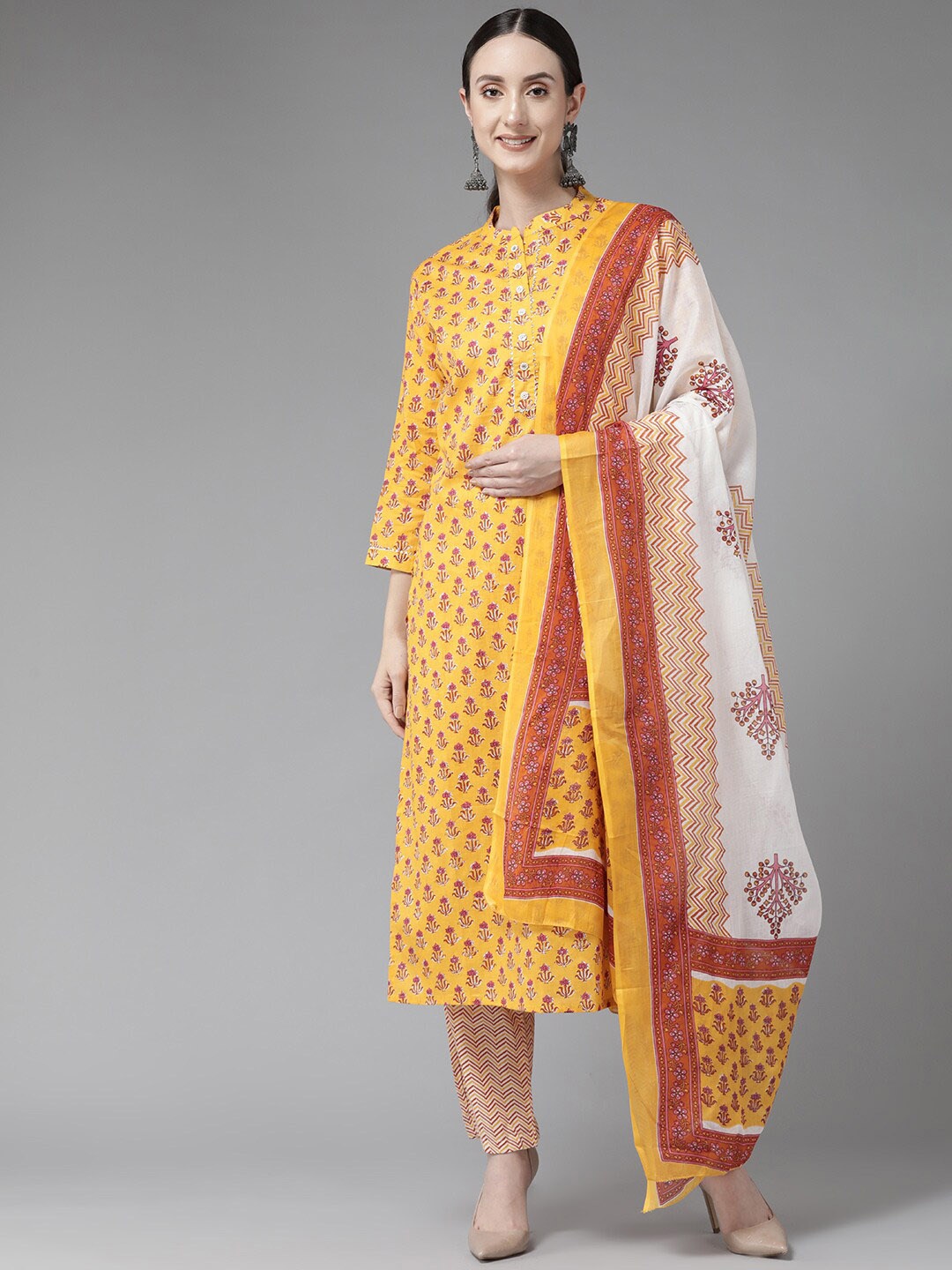 KALINI Women Ethnic Motifs Printed Regular Gotta Patti Pure Cotton Kurta with Trousers & With Dupatta, Yellow
KALINI Women Ethnic Motifs Printed Regular Gotta Patti Pure Cotton Kurta with Trousers & With Dupatta, Yellow