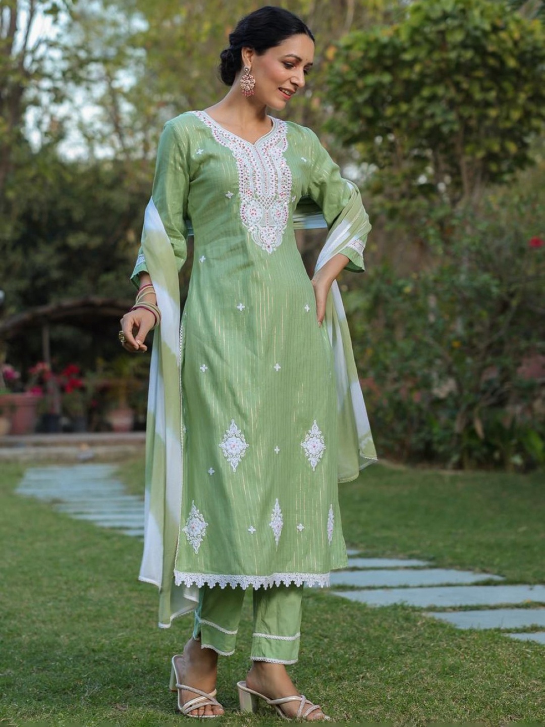 AUTUMN LANE Ethnic Motifs Embroidered Thread Work Cotton Kurta with Trouser & Dupatta, Green
AUTUMN LANE Ethnic Motifs Embroidered Thread Work Cotton Kurta with Trouser & Dupatta, Green