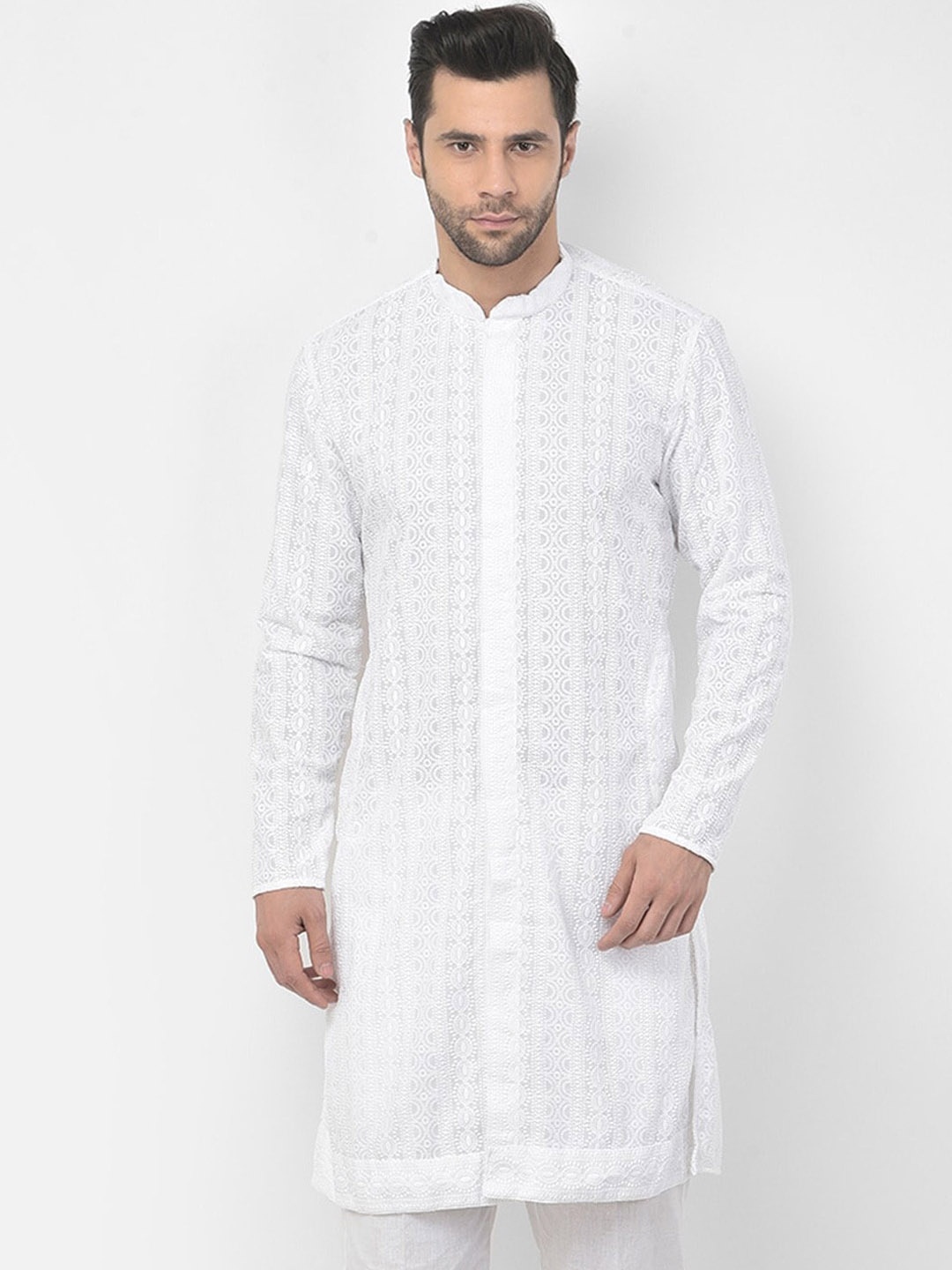DEYANN Ethnic Motifs Embroidered Chikankari Detailed Pure Cotton Straight Kurta, White
DEYANN Ethnic Motifs Embroidered Chikankari Detailed Pure Cotton Straight Kurta, White