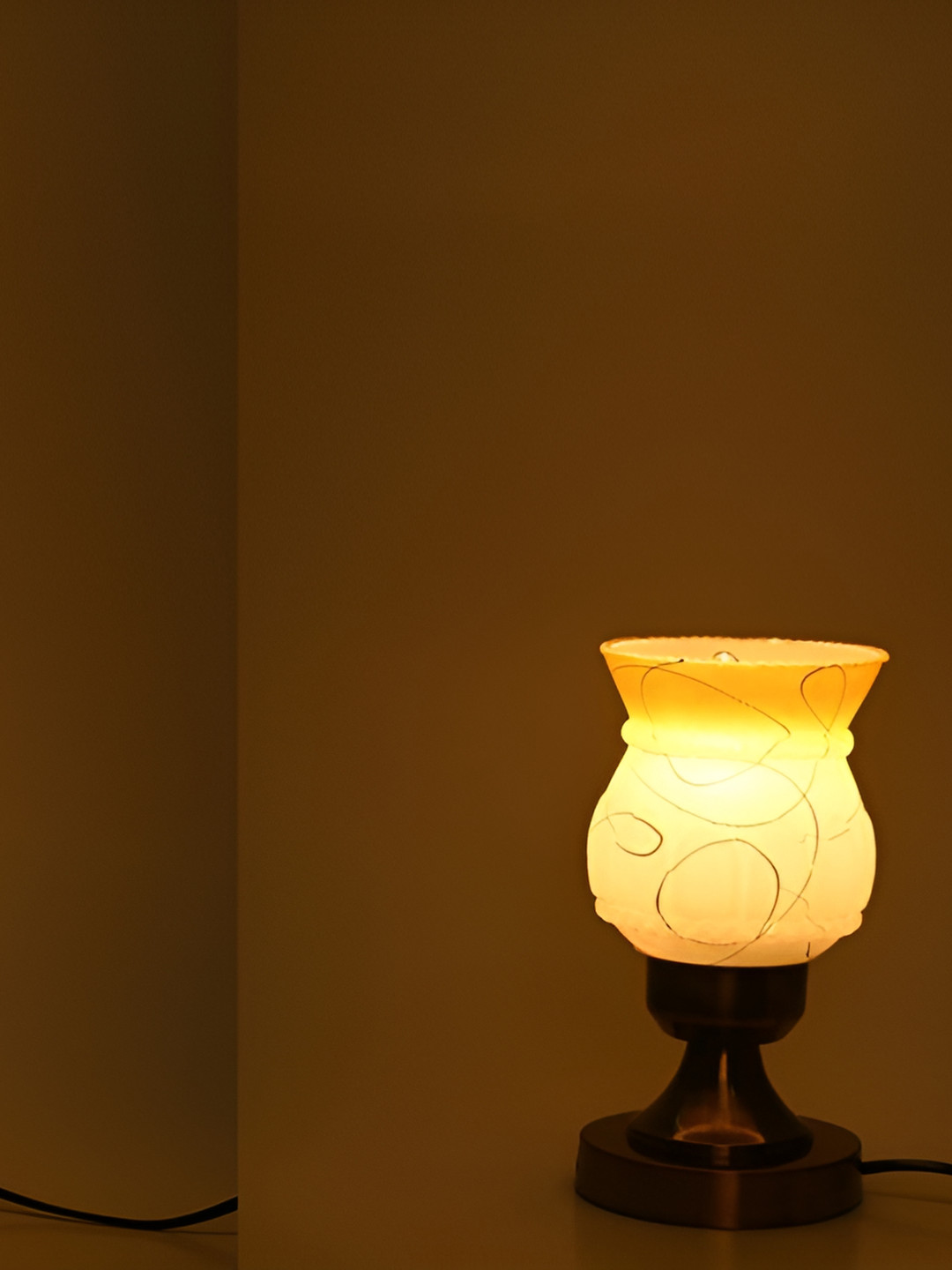 1ST TIME Yellow 2 Pieces Printed Metal Contemporary Bell Shaped Table Lamps
1ST TIME Yellow 2 Pieces Printed Metal Contemporary Bell Shaped Table Lamps