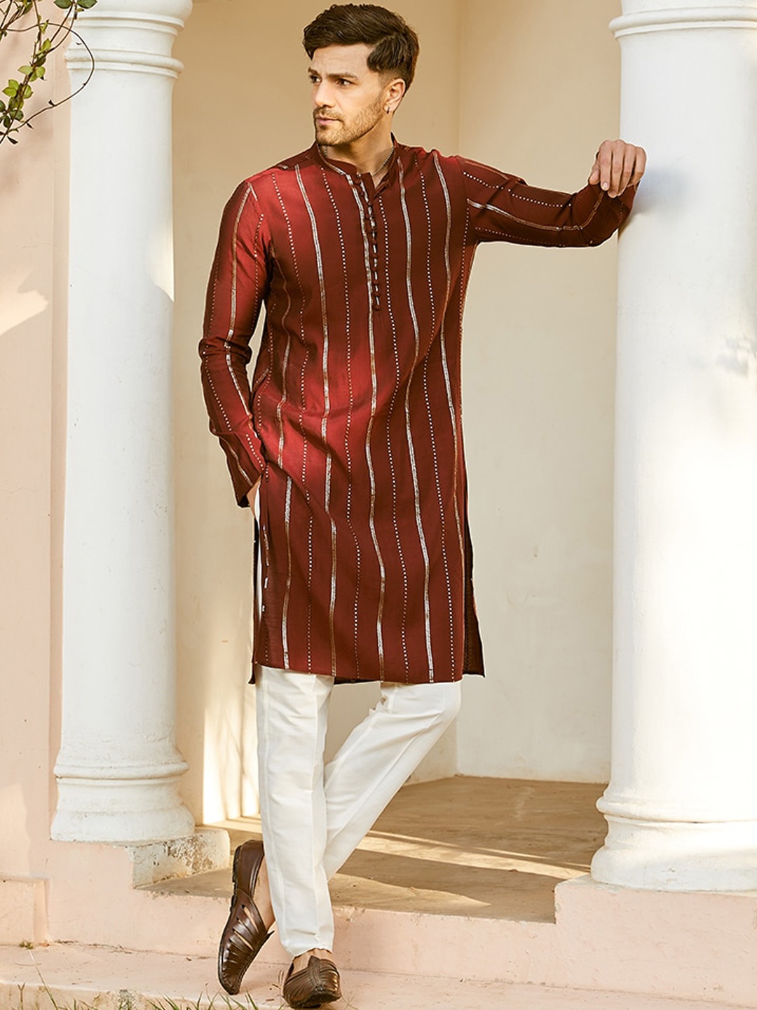See Designs Mandarin Collar Long Sleeves Sequined Straight Kurta with Pyjama, Maroon
See Designs Mandarin Collar Long Sleeves Sequined Straight Kurta with Pyjama, Maroon