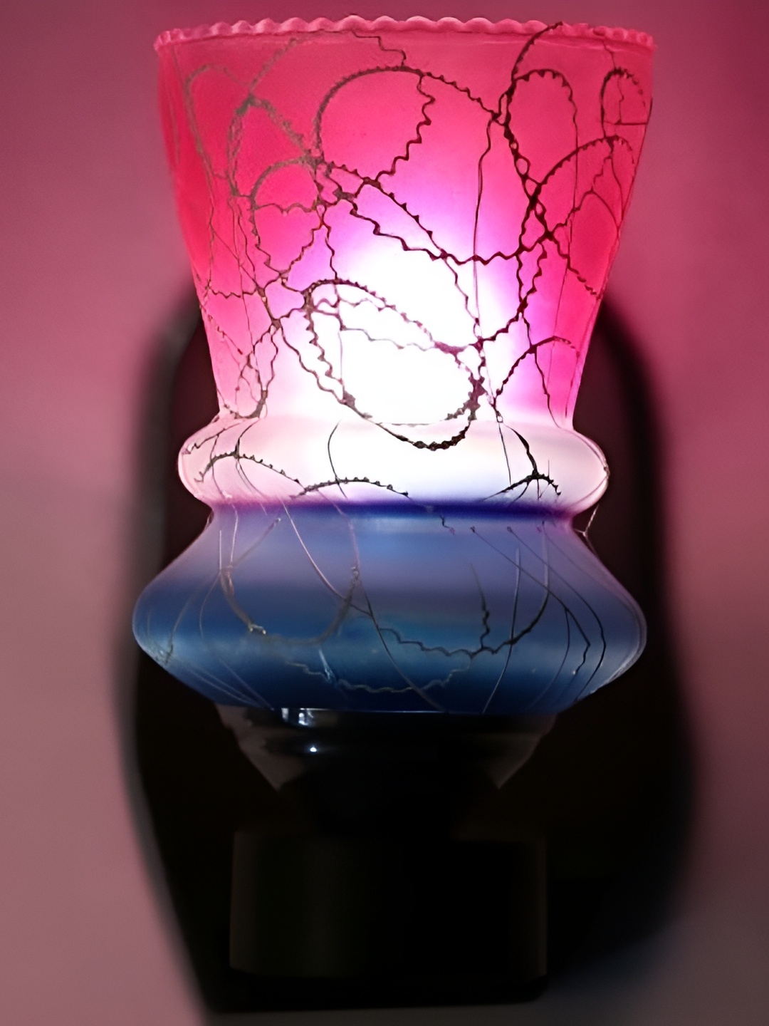 1ST TIME Purple & Blue Colourblocked Glass Traditional Abstract Shaped Shaped Wall Lamp
1ST TIME Purple & Blue Colourblocked Glass Traditional Abstract Shaped Shaped Wall Lamp