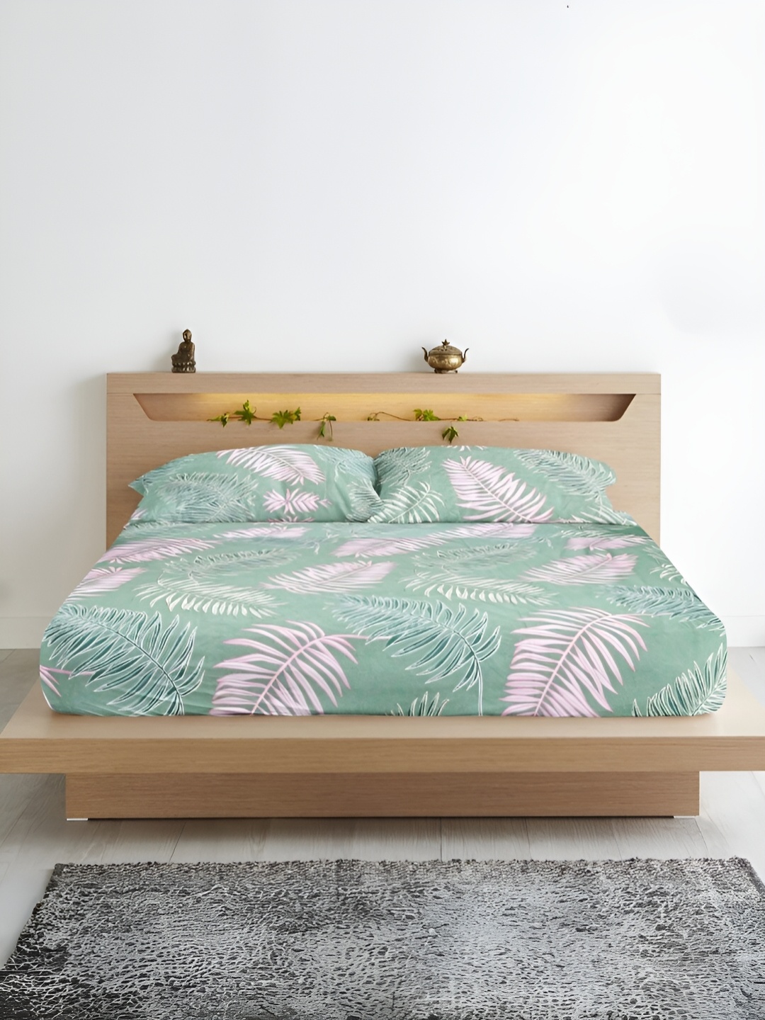 Aurave Green & Pink Floral Microfiber 210 TC Fitted Queen Bedsheet with 2 Pillow Covers
Aurave Green & Pink Floral Microfiber 210 TC Fitted Queen Bedsheet with 2 Pillow Covers