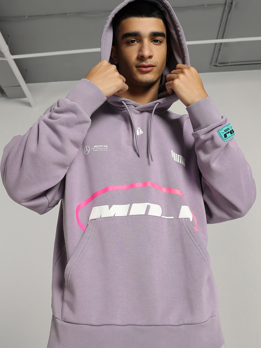 PUMA Motorsport Mercedes-AMG Petronas MDJ Graphic Hoodie Pullover Sweatshirt, Purple
PUMA Motorsport Mercedes-AMG Petronas MDJ Graphic Hoodie Pullover Sweatshirt, Purple