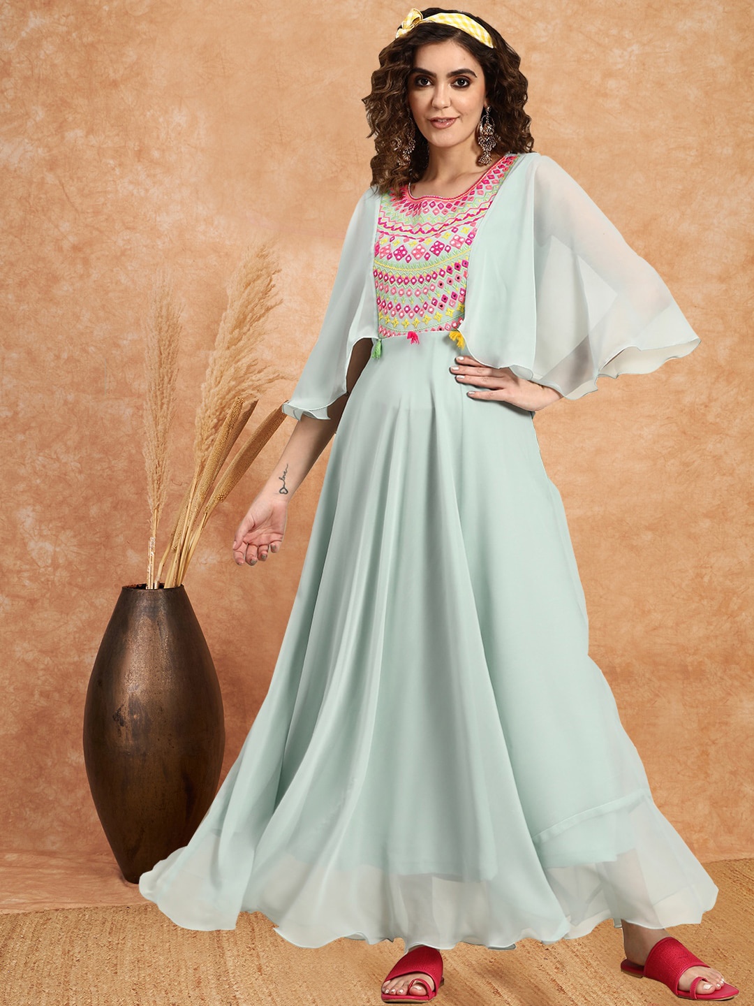 MASSTANI BY INDDUS Ethnic Motifs Embroidered Flared Sleeves Fit & Flare Ethnic Dresses, Turquoise blue
MASSTANI BY INDDUS Ethnic Motifs Embroidered Flared Sleeves Fit & Flare Ethnic Dresses, Turquoise blue