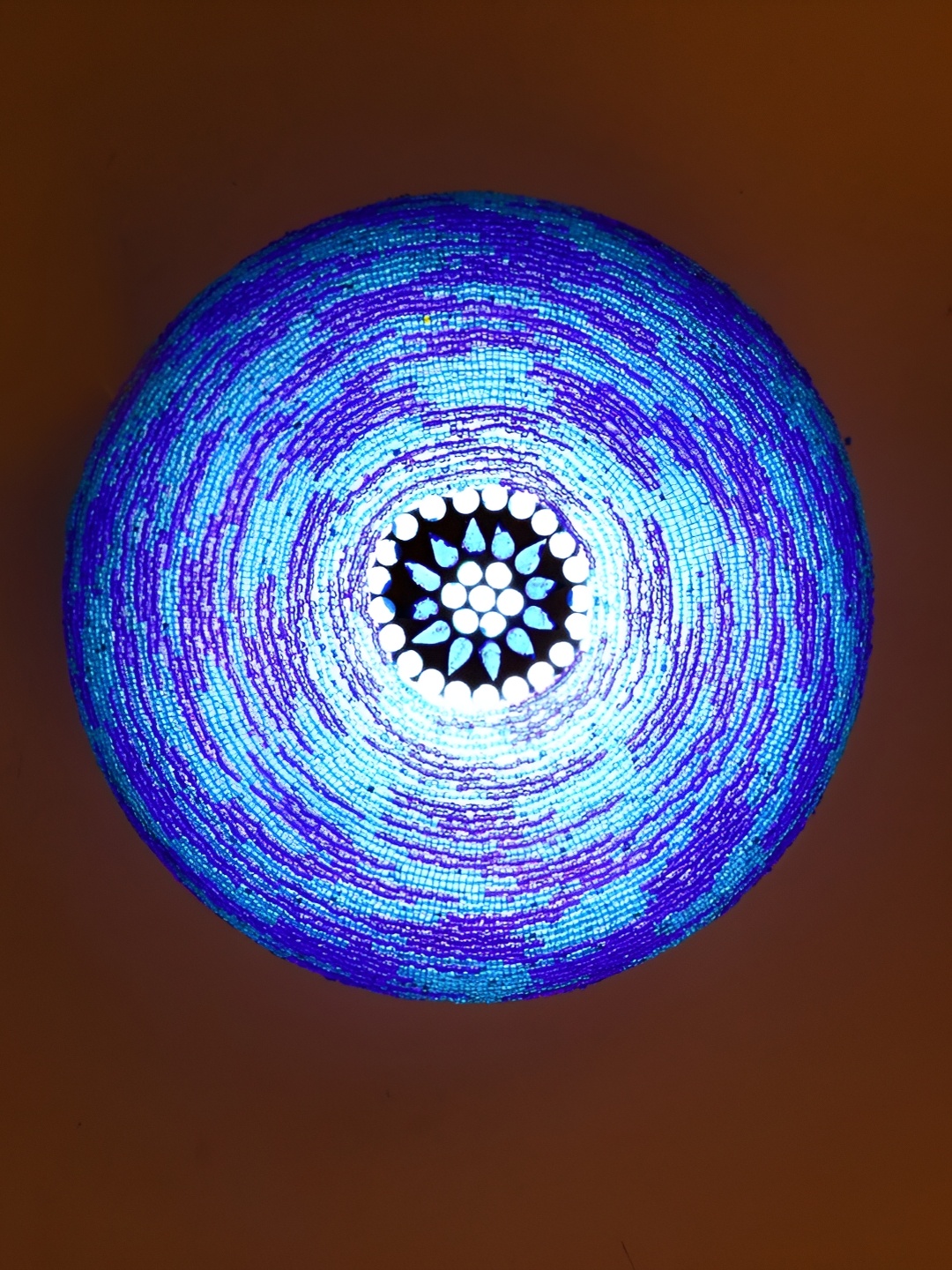 1ST TIME Blue & White Textured Self Assembly Glass Contemporary Spherical Ceiling Lamp
1ST TIME Blue & White Textured Self Assembly Glass Contemporary Spherical Ceiling Lamp
