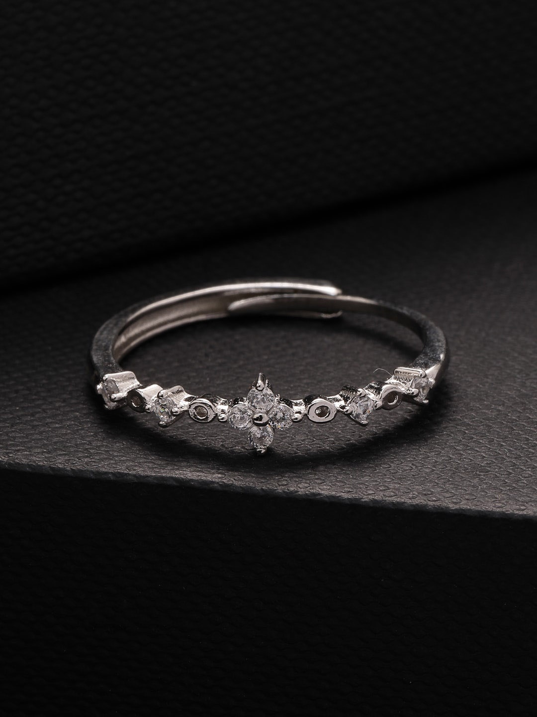 PRIONI Rhodium-Plated 925 Sterling Silver Cubic Zirconia-Studded Adjustable Finger Ring
PRIONI Rhodium-Plated 925 Sterling Silver Cubic Zirconia-Studded Adjustable Finger Ring