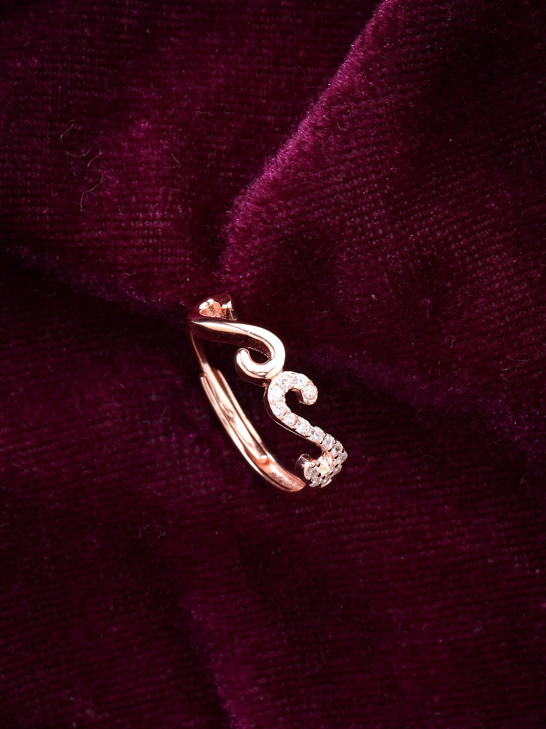 PRIONI Rose Gold-Plated 925 Sterling Silver Cubic Zirconia-Studded Adjustable Finger Ring
PRIONI Rose Gold-Plated 925 Sterling Silver Cubic Zirconia-Studded Adjustable Finger Ring