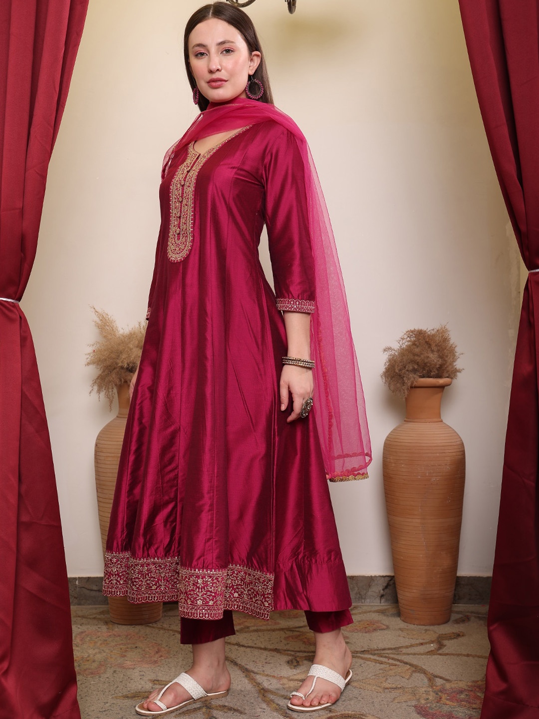 House of Pataudi Embroidered Round Neck Three-Quarter Sleeves Anarkali Kurta Set, Pink
House of Pataudi Embroidered Round Neck Three-Quarter Sleeves Anarkali Kurta Set, Pink